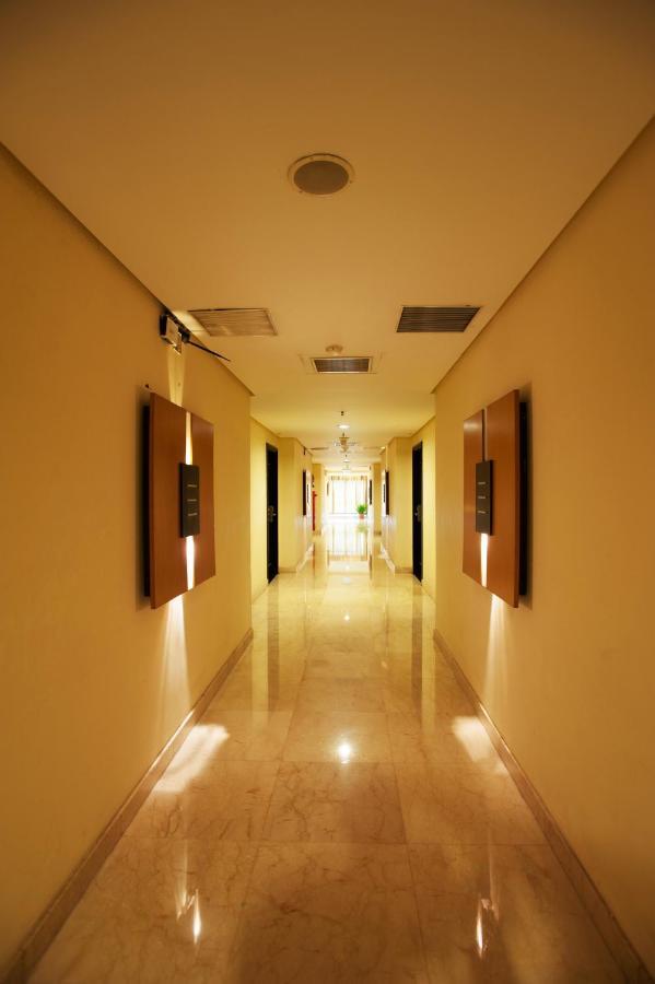 Grand 3* Jakarta