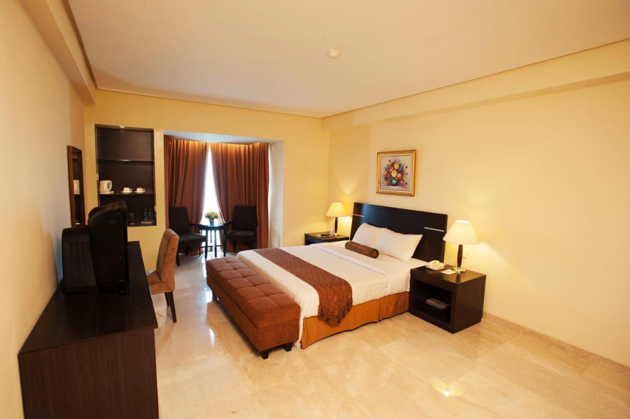 Grand 3* Jakarta