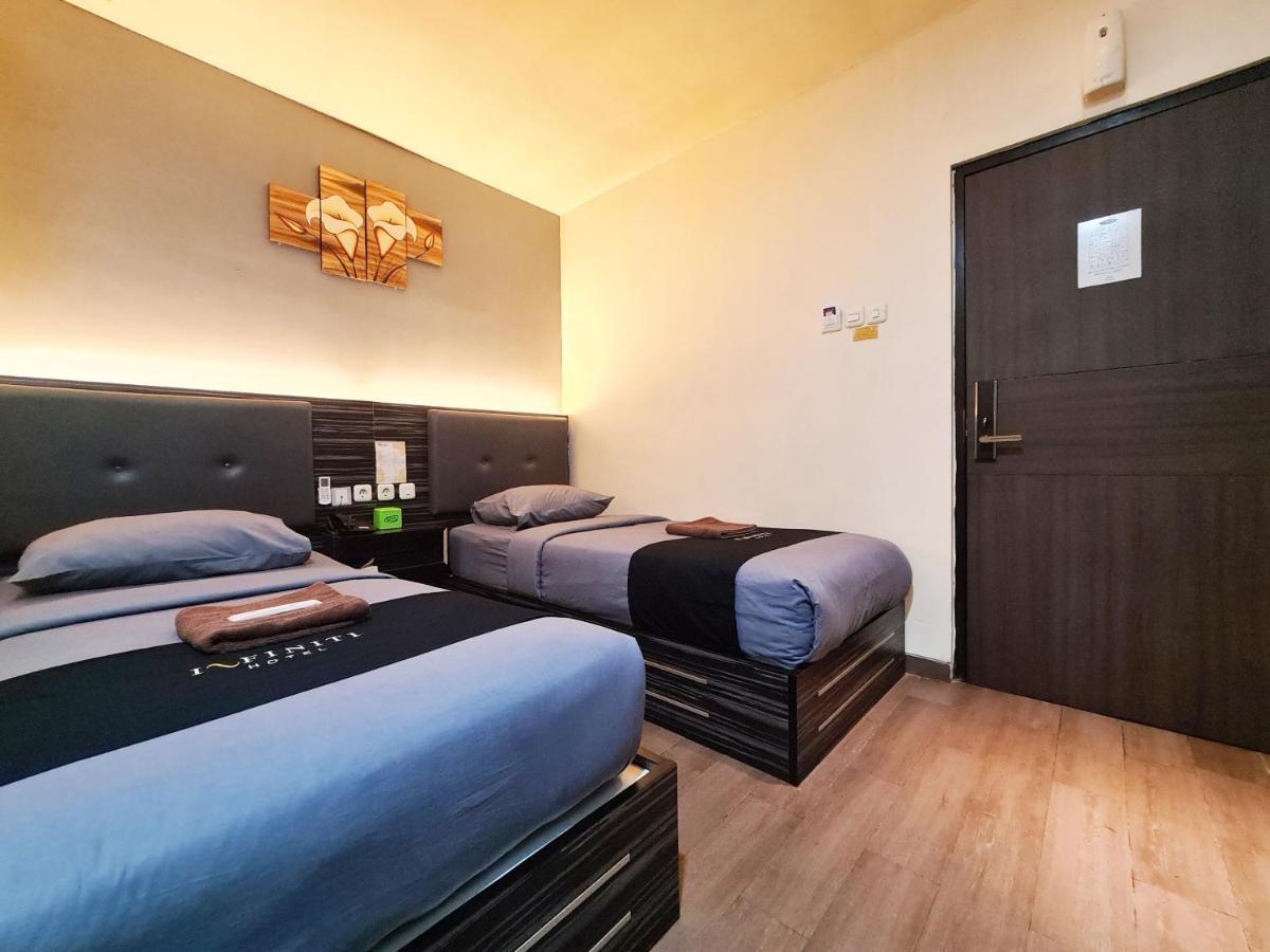 Hotel Infiniti *