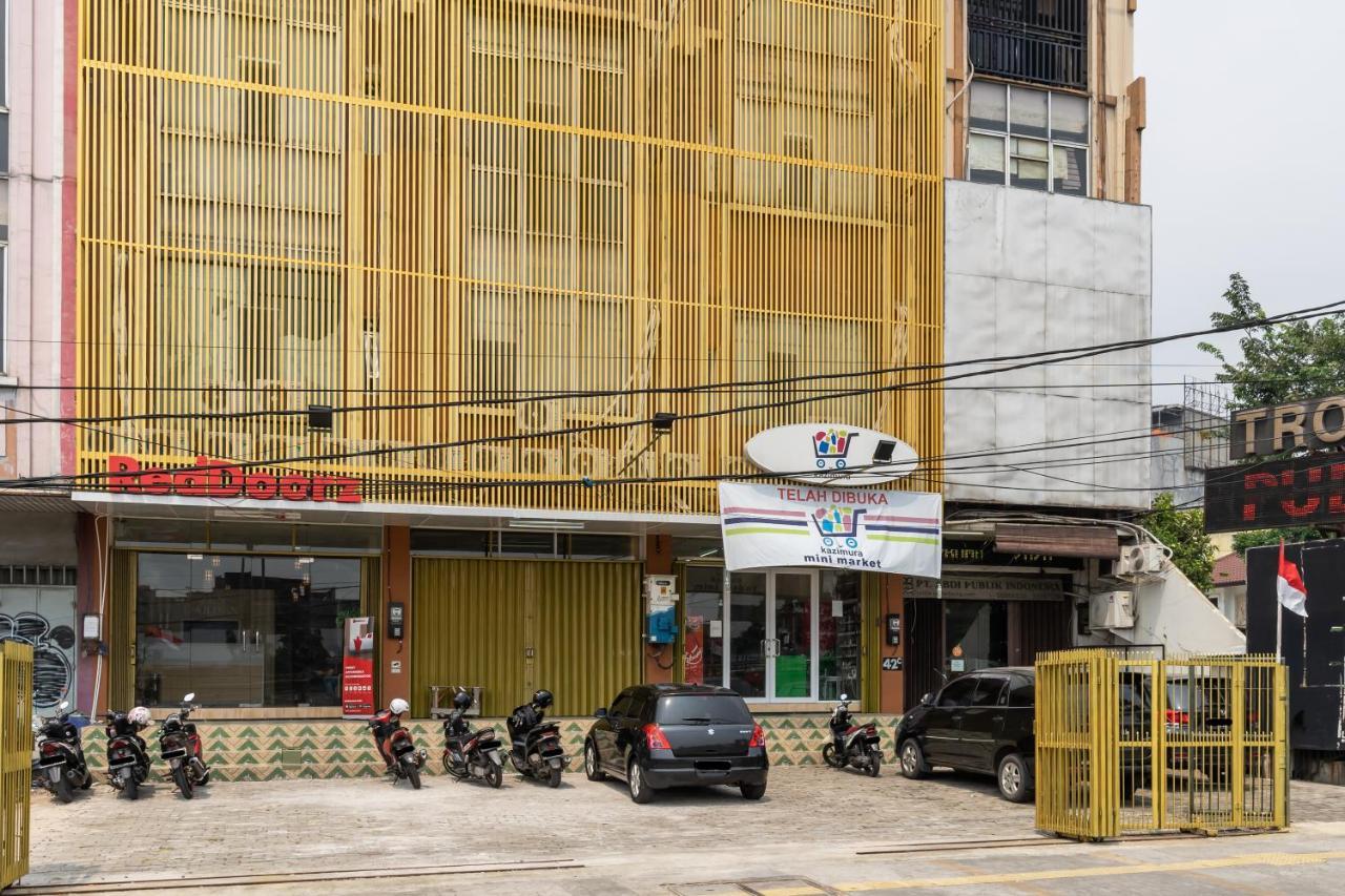 Hotel Reddoorz Near Rs Royal Taruma Grogol
