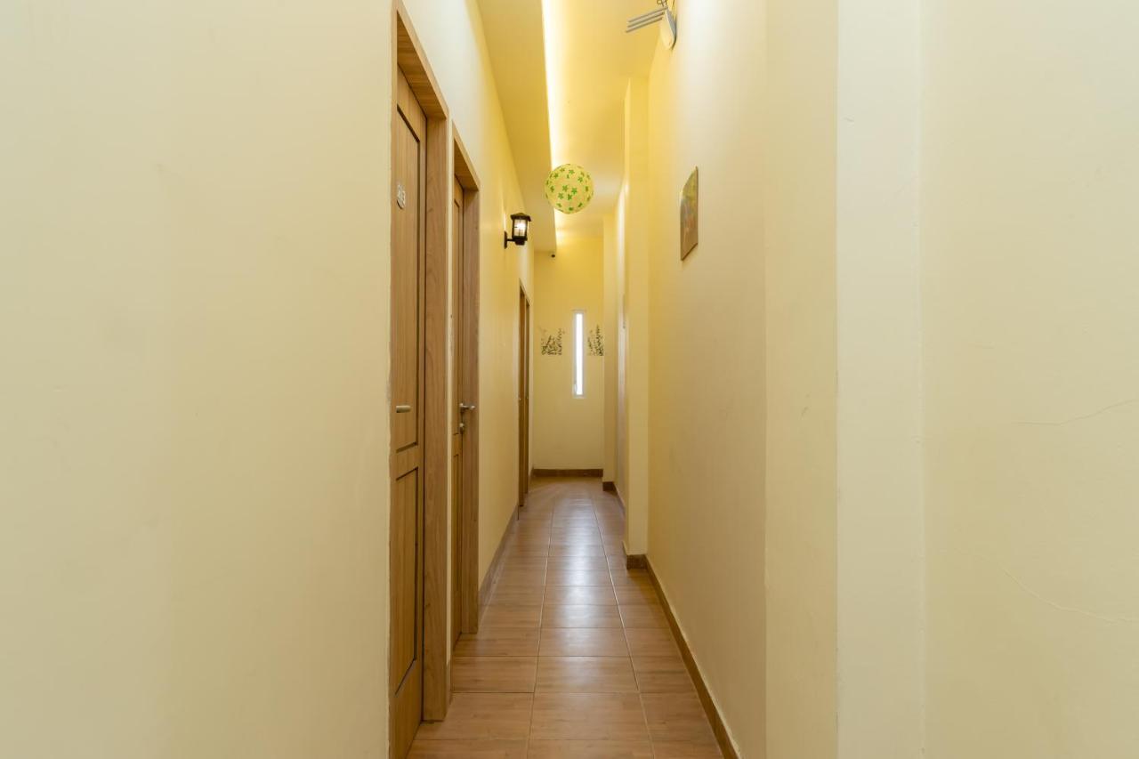 Reddoorz Near Rs Royal Taruma Grogol Hotel