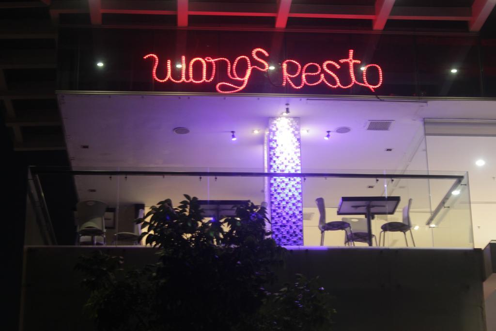 Hotel Redstar