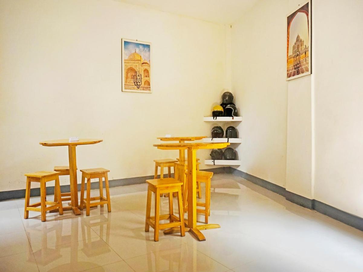 Oyo 91412 Ameera Hotel