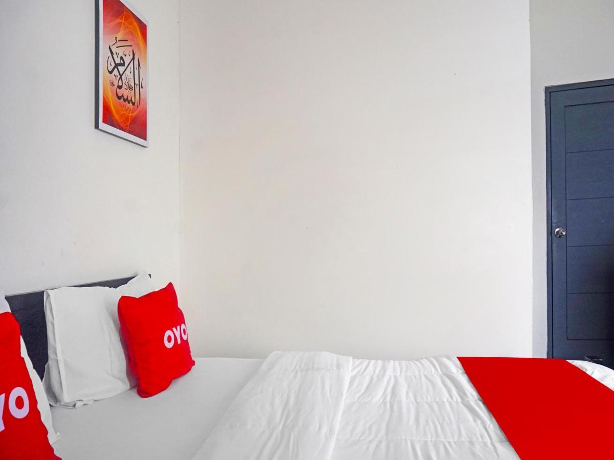 Oyo 91412 Ameera Syariah Hotel Jakarta
