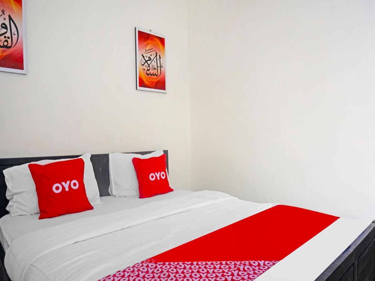 Hotel Oyo 91412 Ameera Syariah