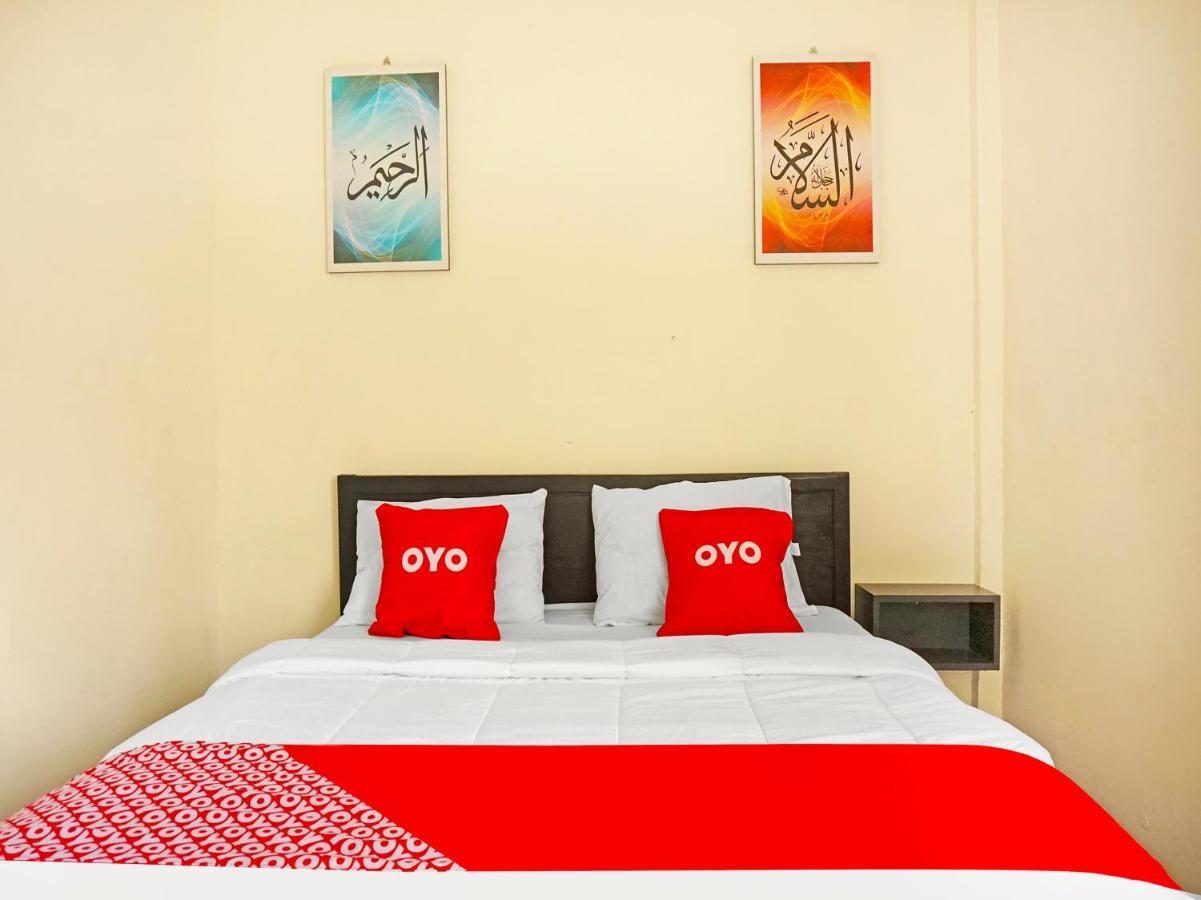 Oyo 91412 Ameera Syariah 2*