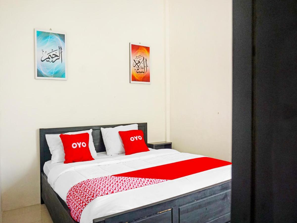 Hotel Oyo 91412 Ameera Syariah Jakarta