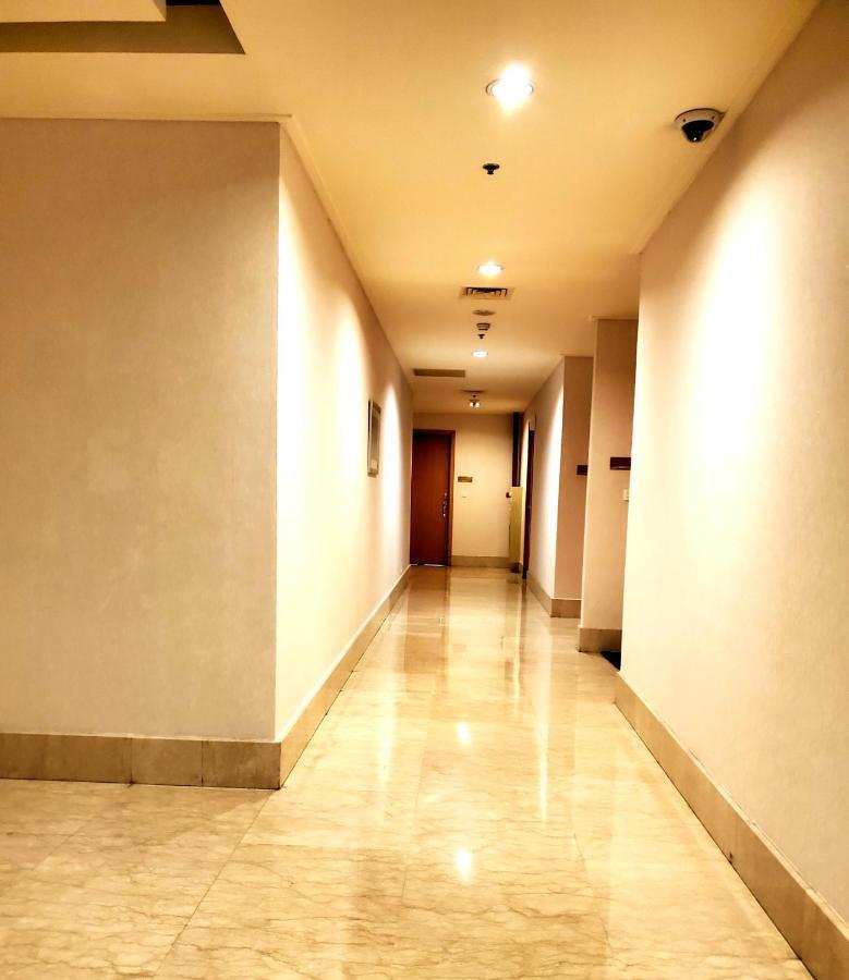 Two Bedrooms, Two Bathrooms, Fully Furnished, Executive * Jakarta