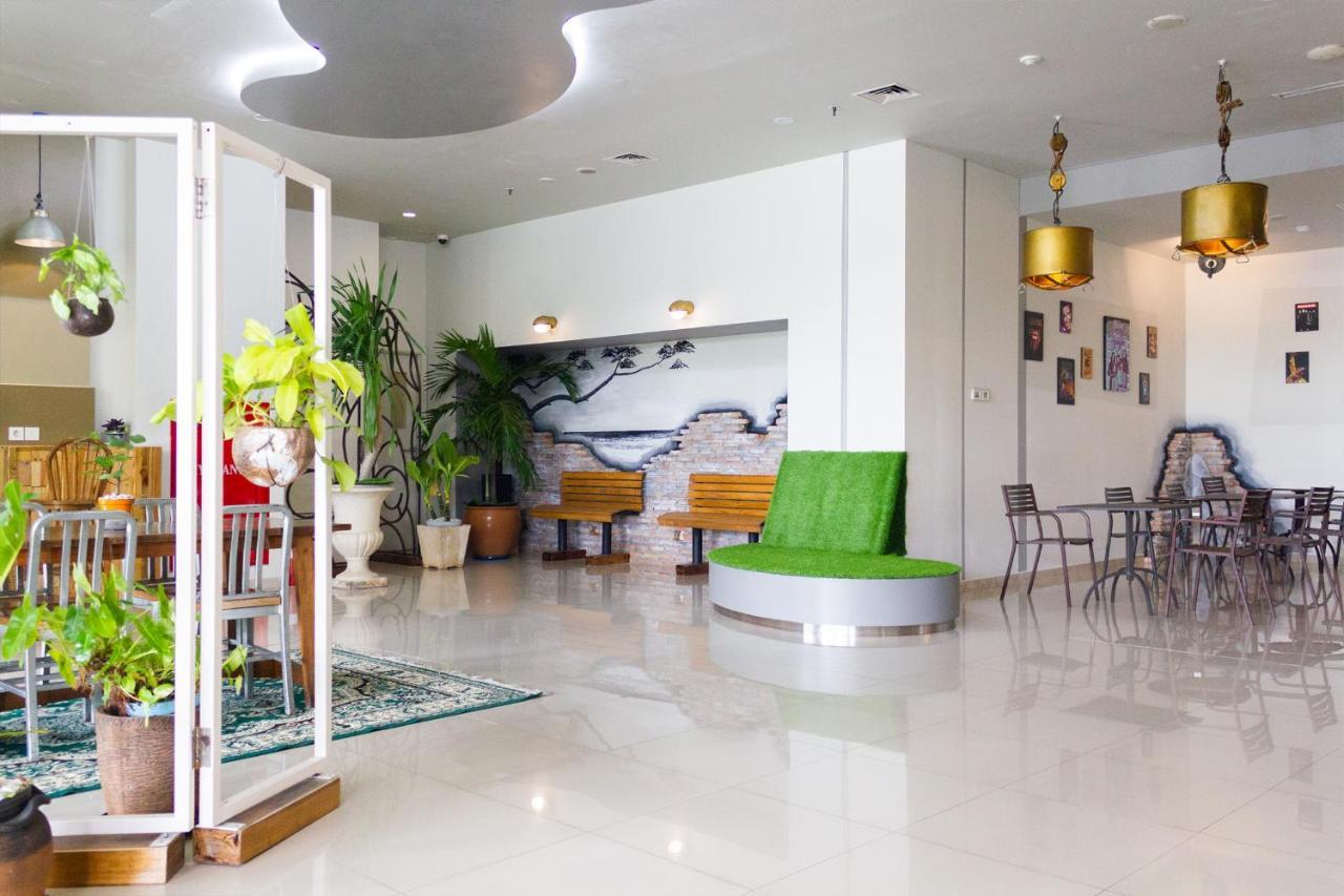 Pop! Kelapa Gading Jakarta