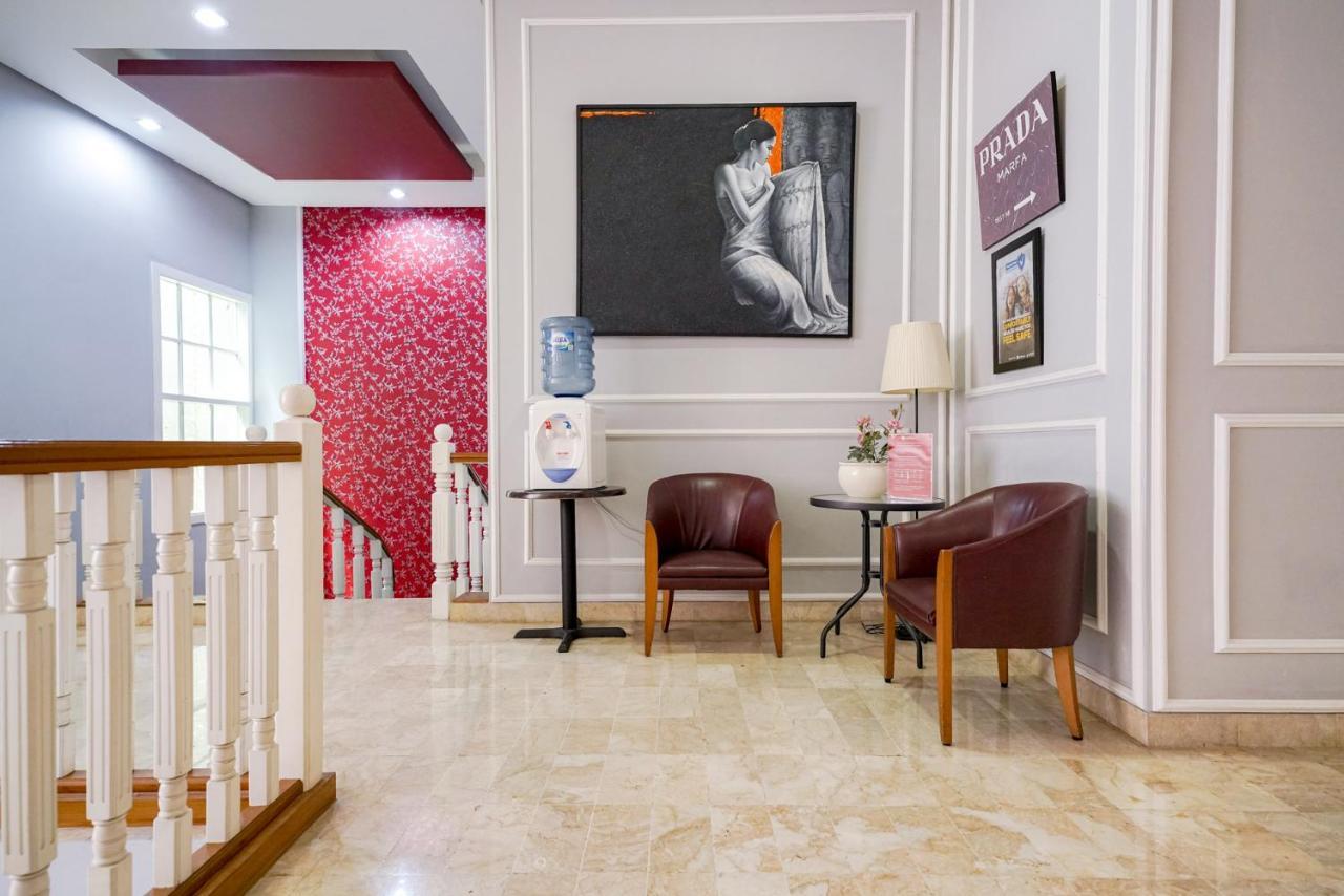 Nhà khách Reddoorz Premium Near Rs Indah Jakarta
