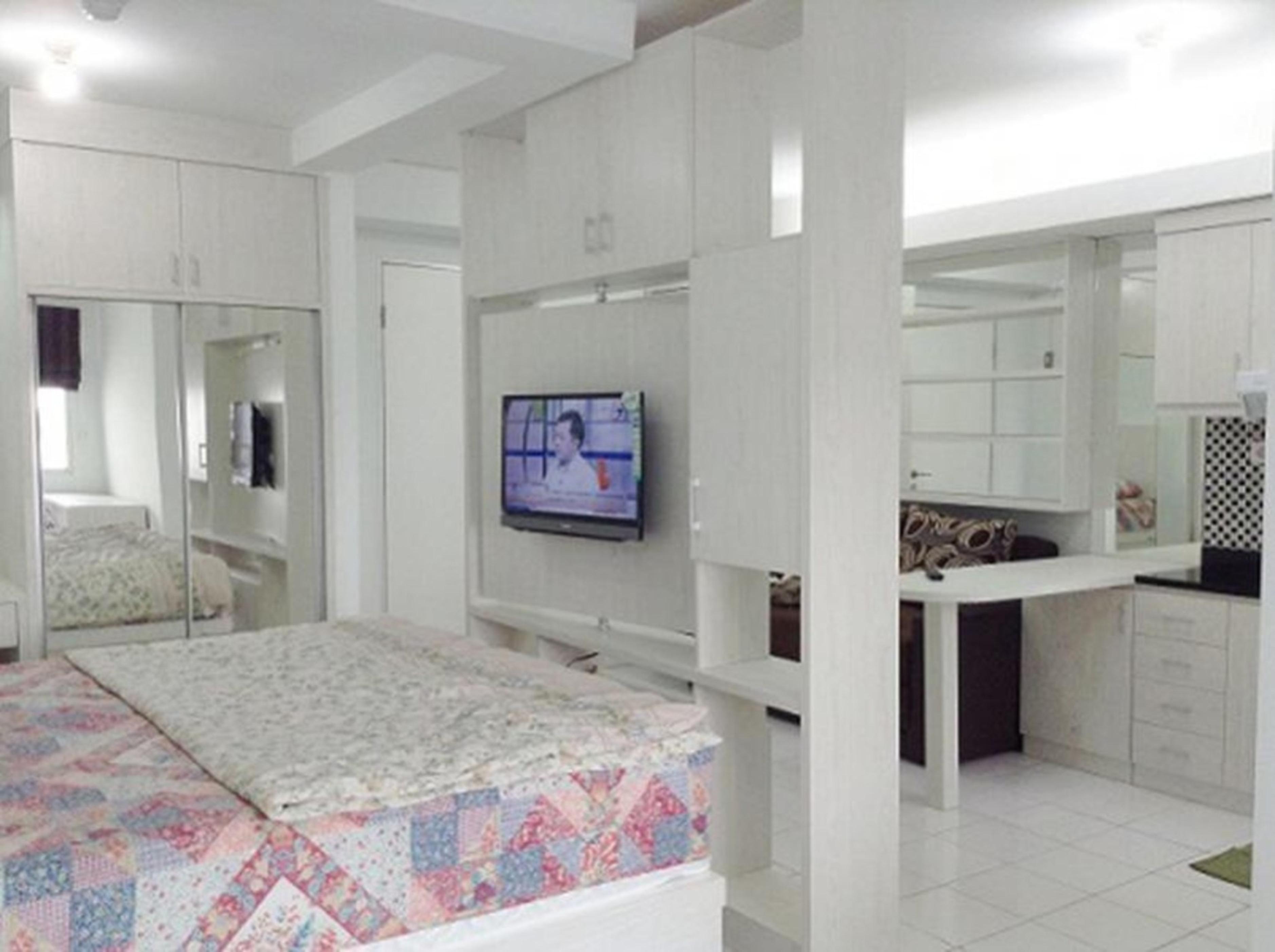 Gading Nias * Jakarta