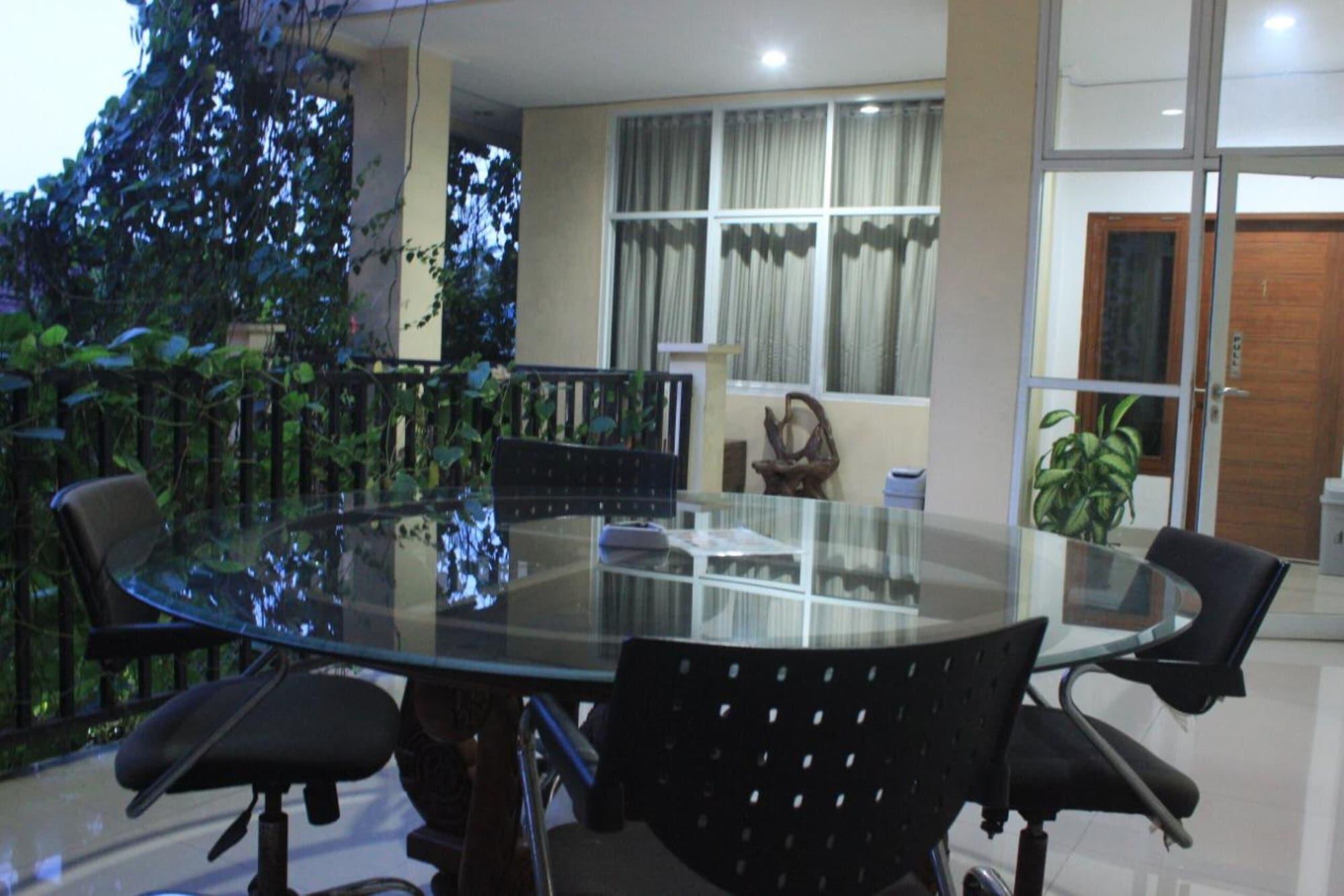 Ragunan Syaridin By Zuzu Hotel Jakarta