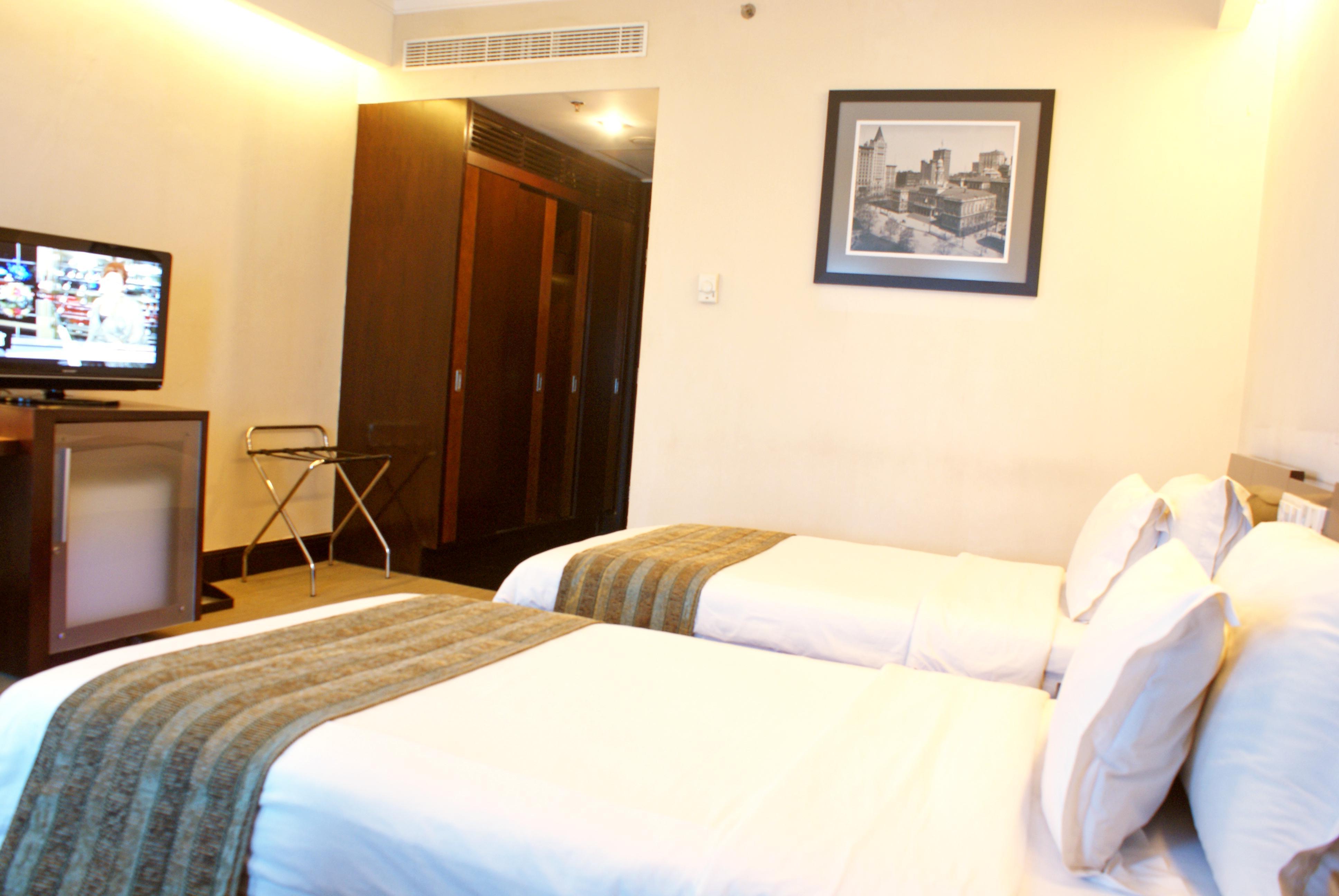 Manhattan Hotel Jakarta Hotel