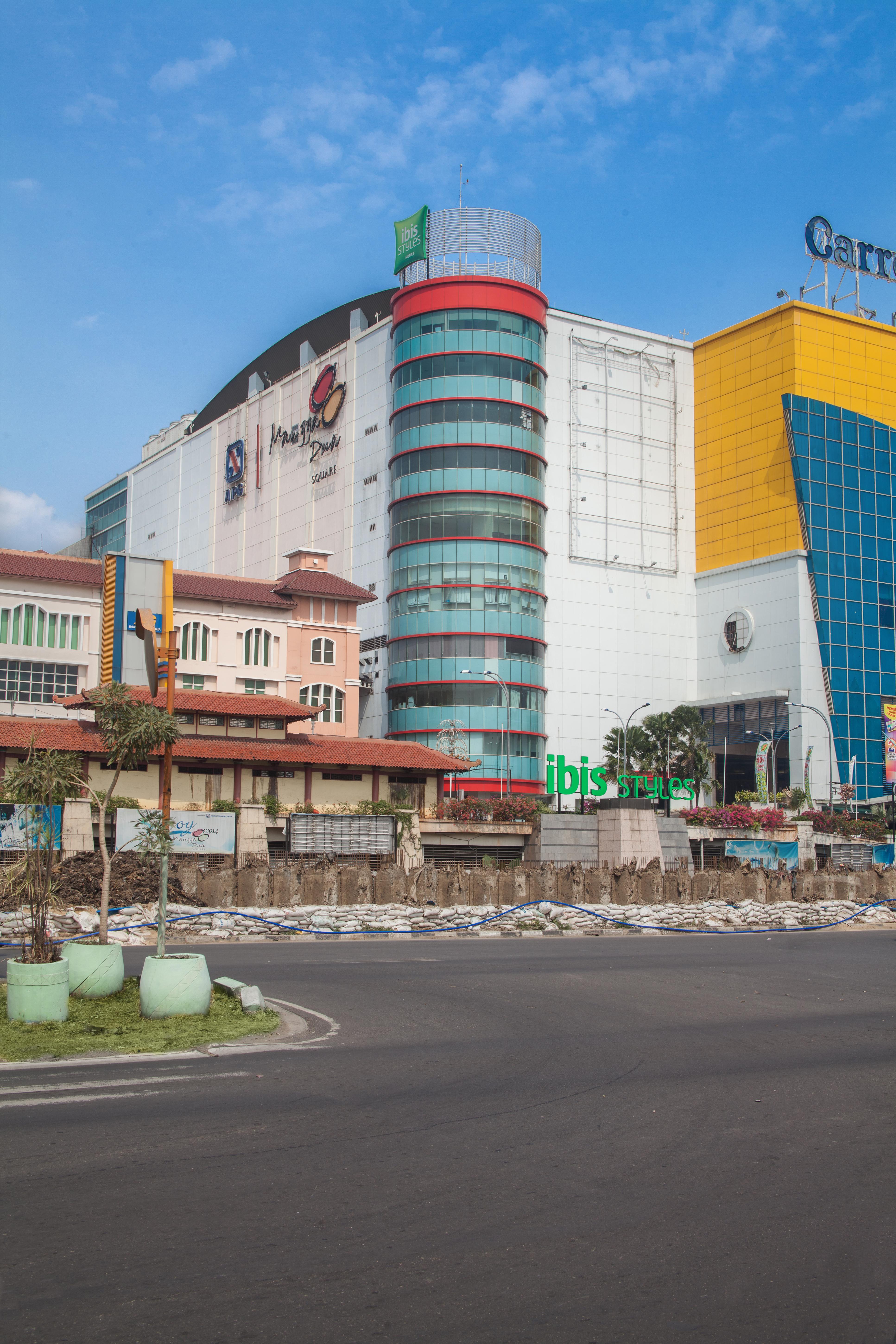 Ibis Styles Mangga Dua Square 3*