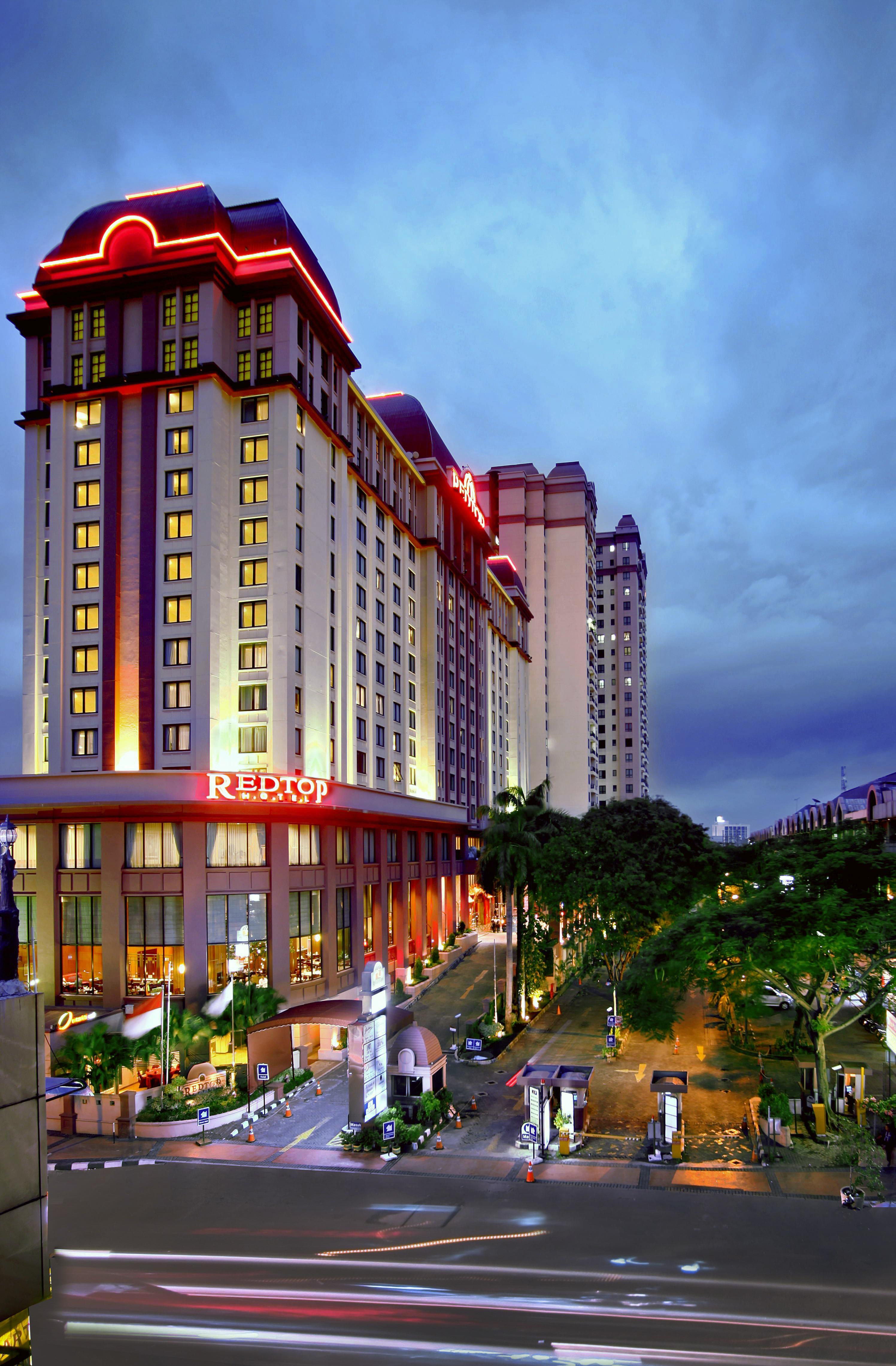 Hotel Redtop & Convention Center 4*