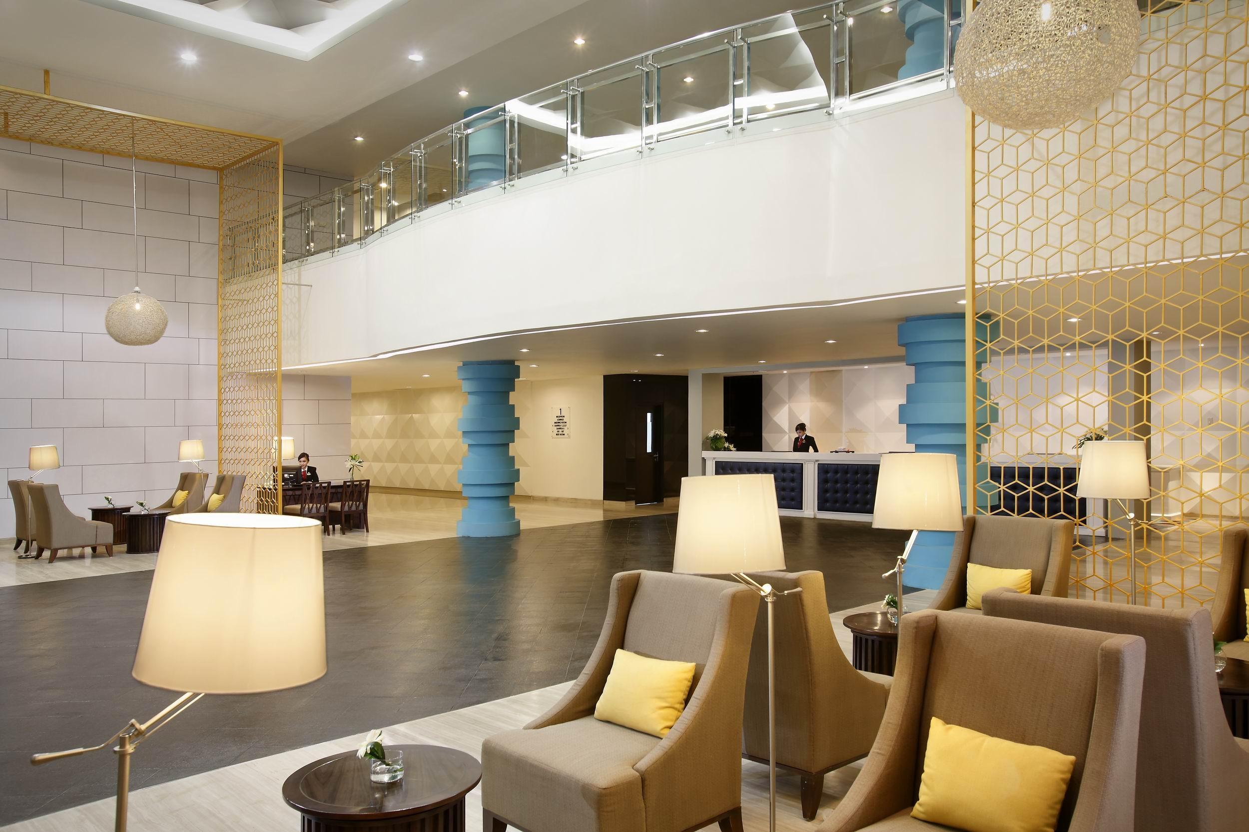 Hotel Santika Kelapa Gading 3*