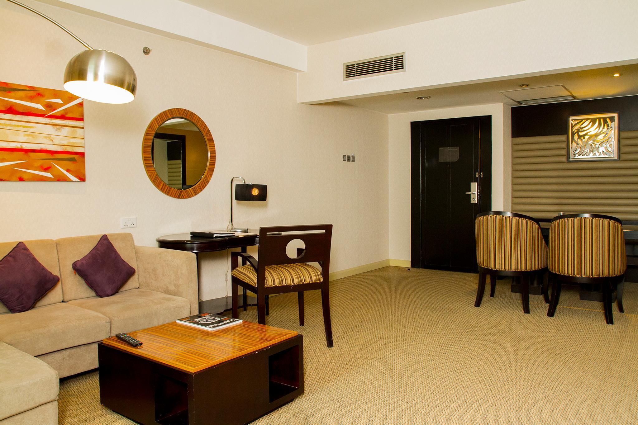 Khách sạn Grandkemang