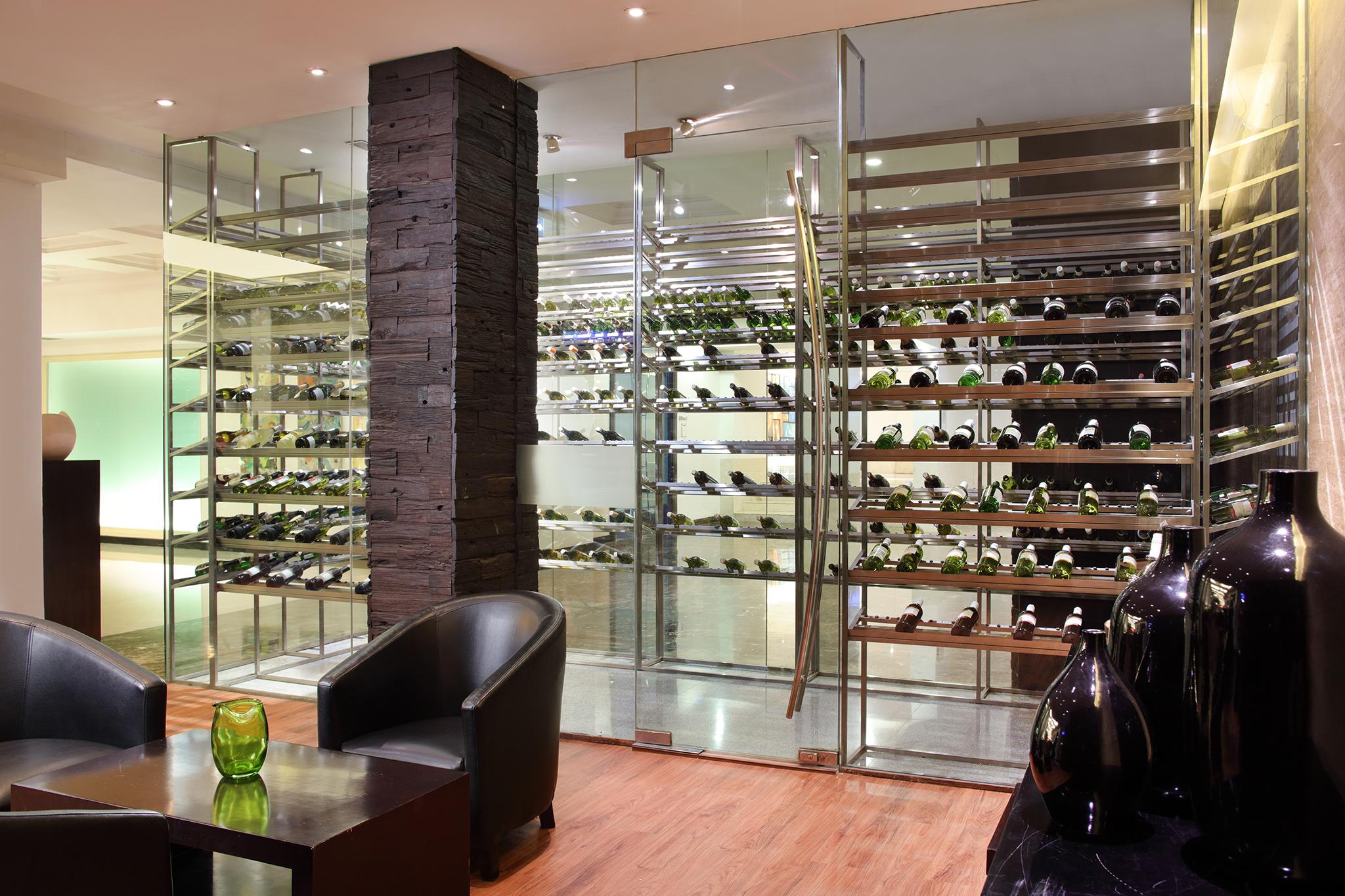 Khách sạn Grandkemang