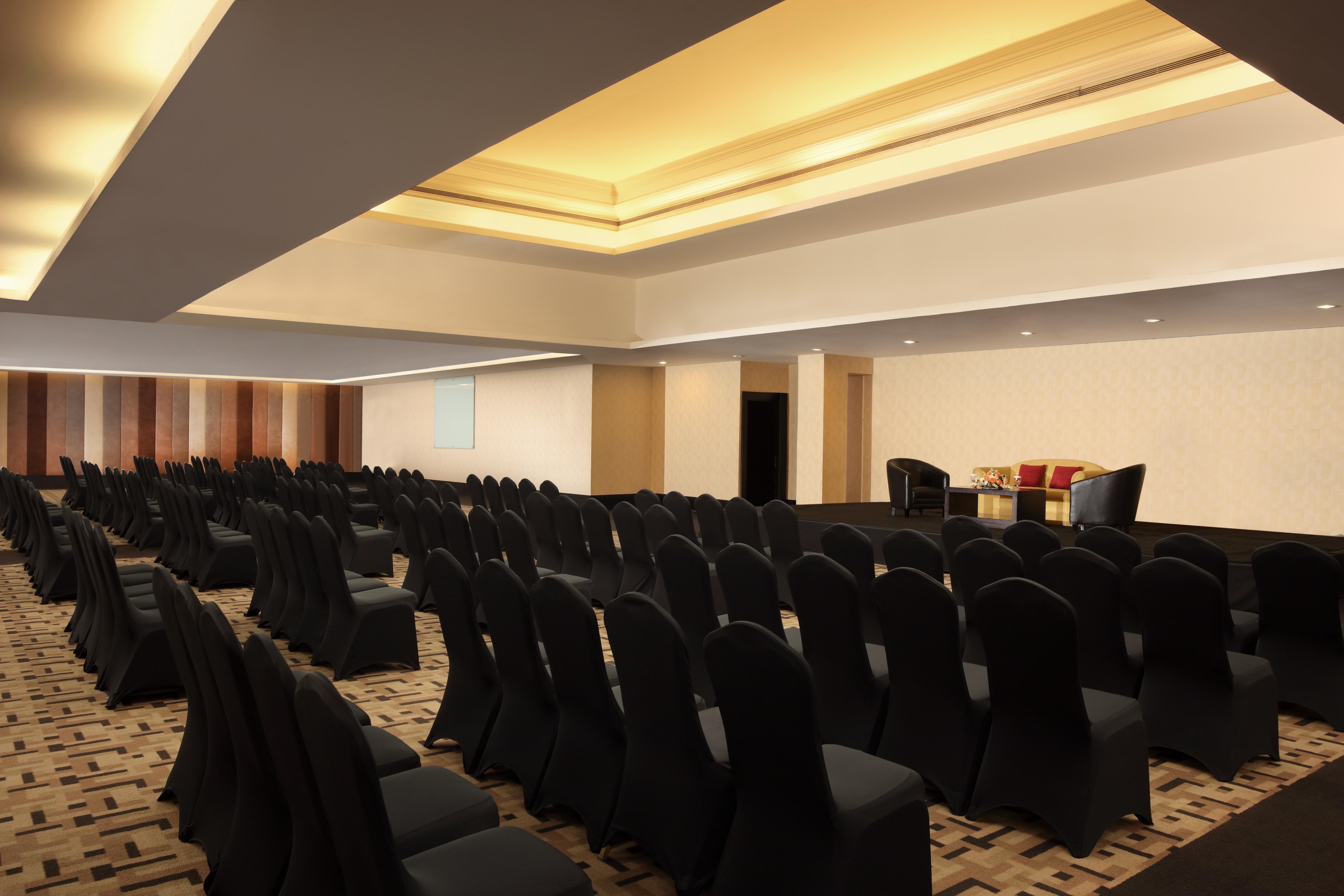 Grandkemang Khách sạn