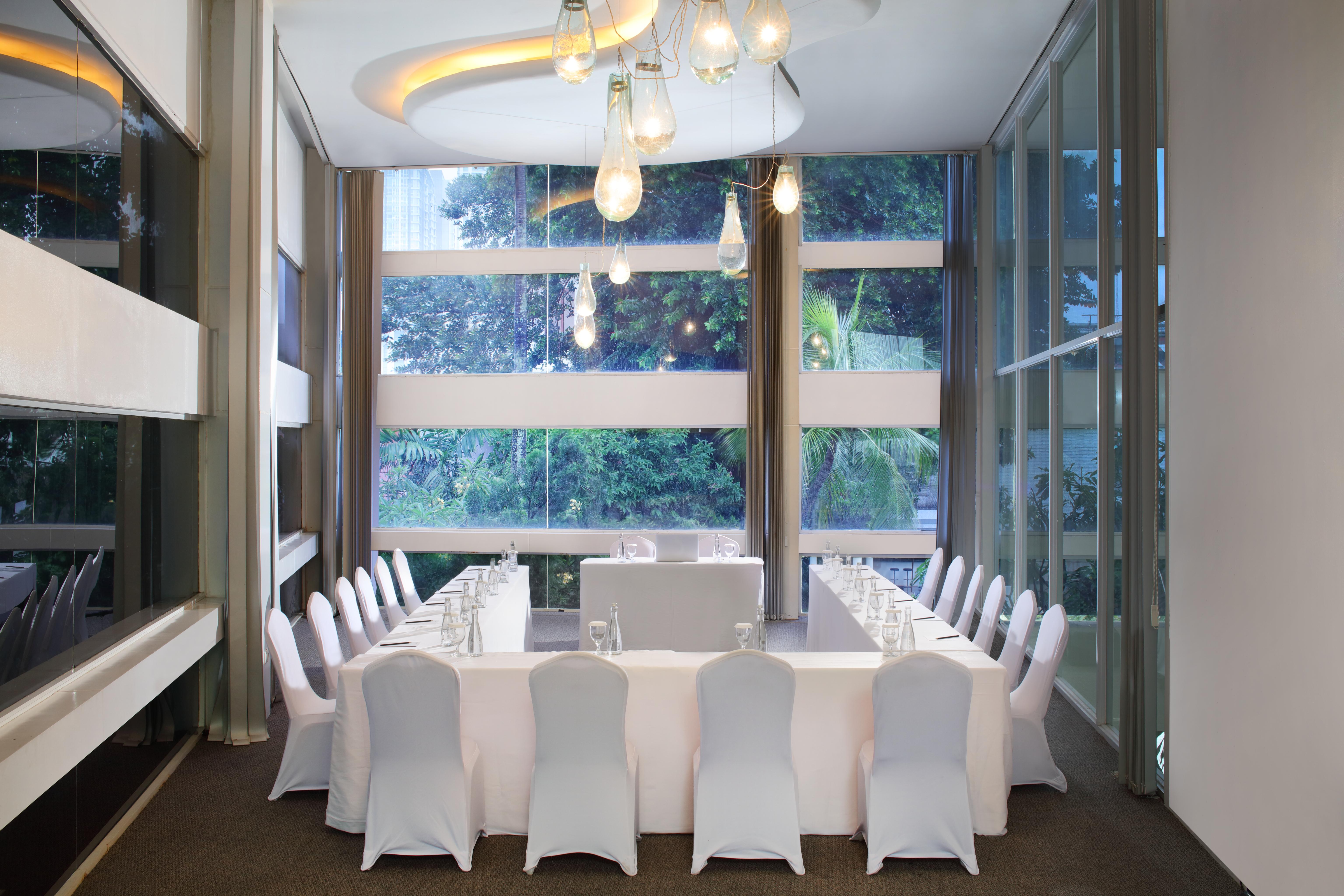 Grandkemang Khách sạn 4*