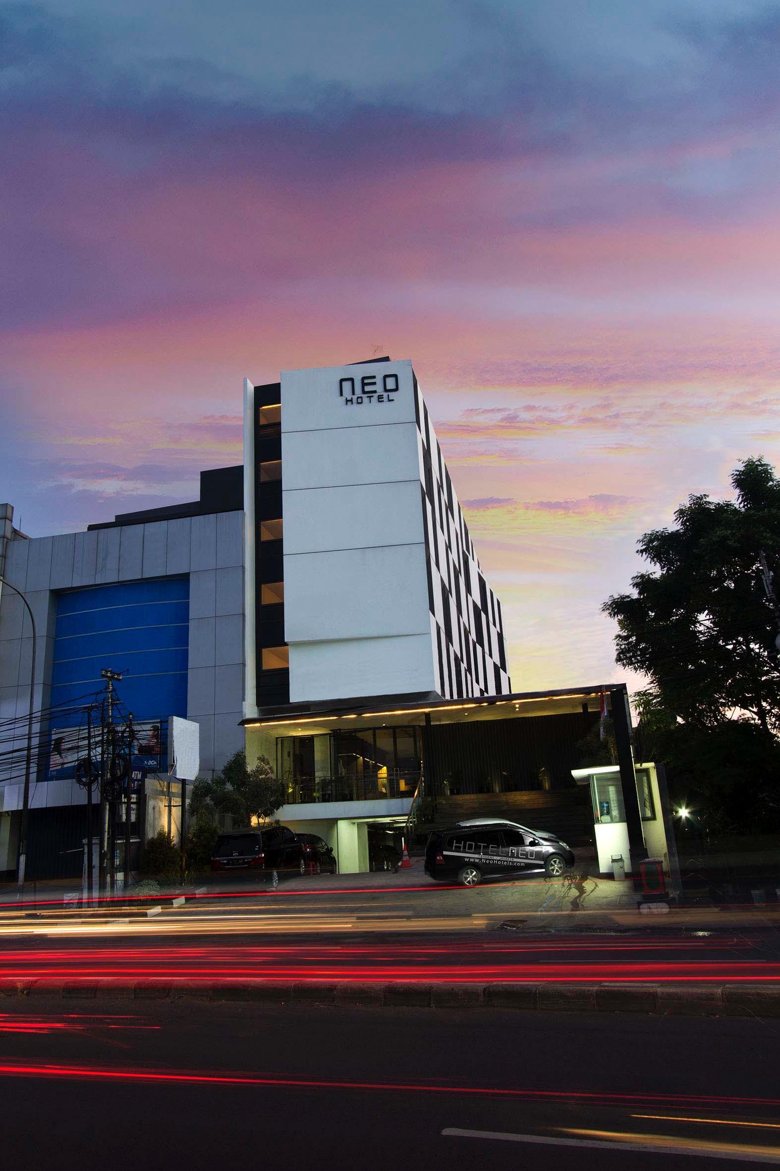 Neo Tendean By Aston 3*
