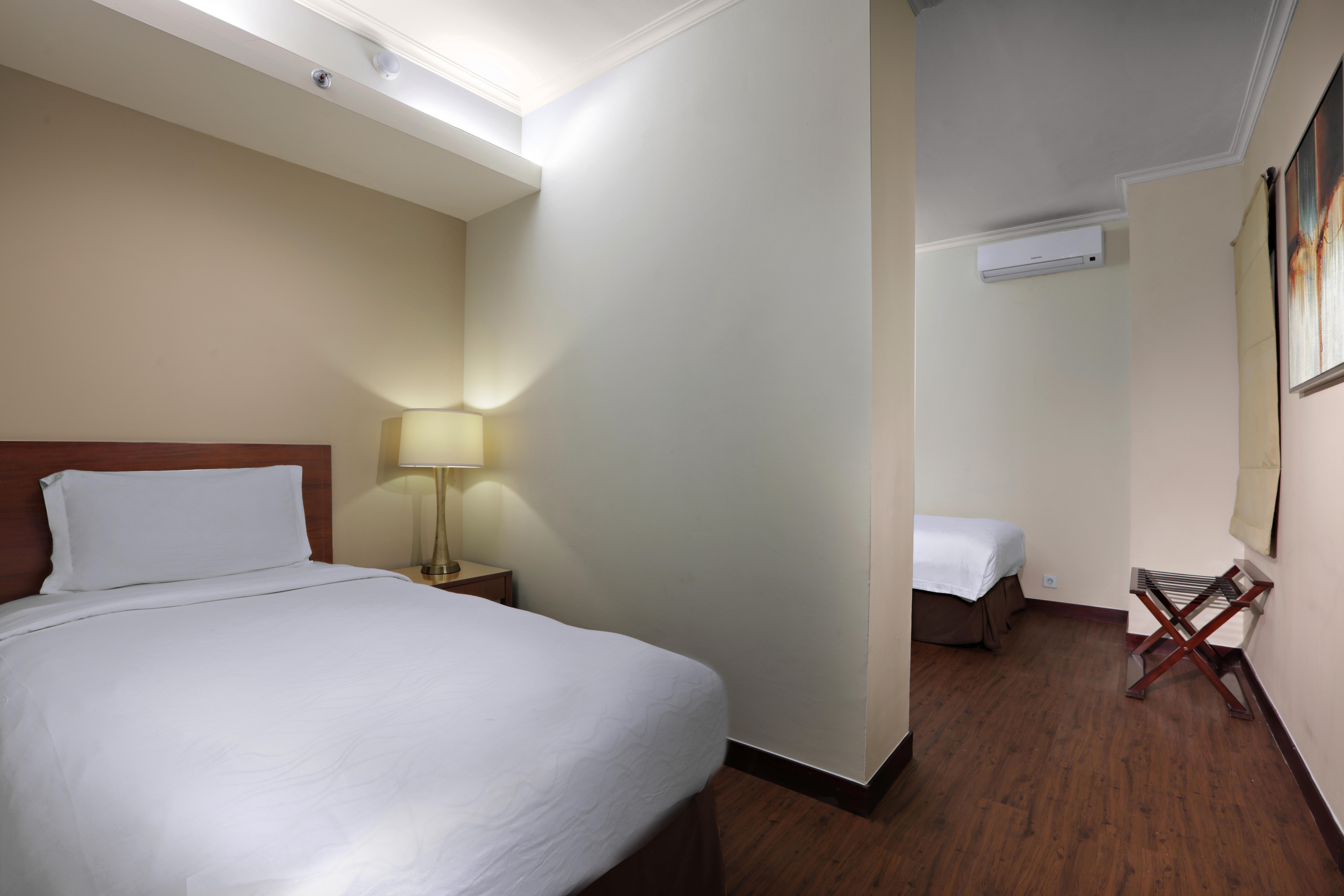 Grand Dafam Ancol Hotel 4*