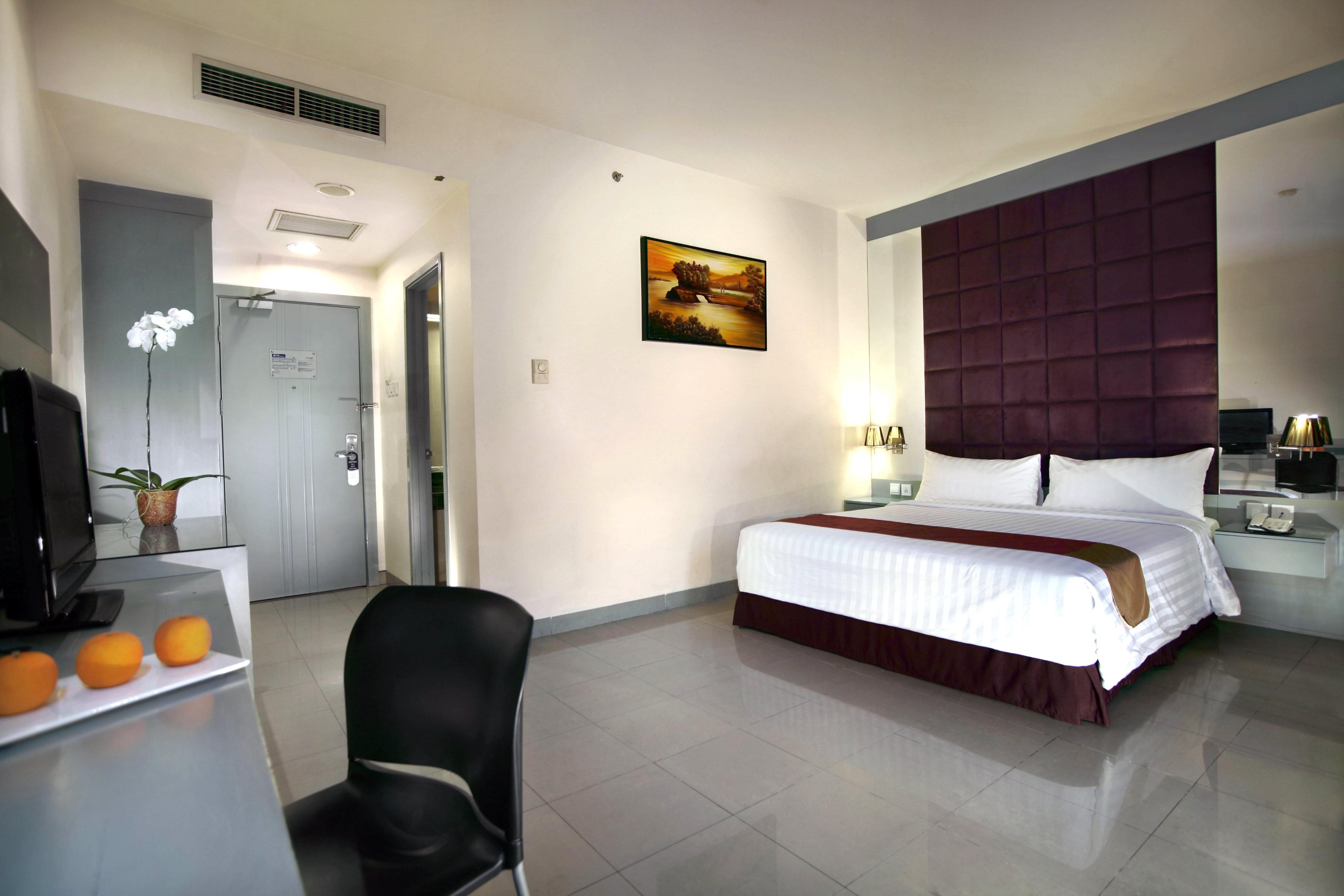 Royal Palm Hotel&conference Center Cengkareng