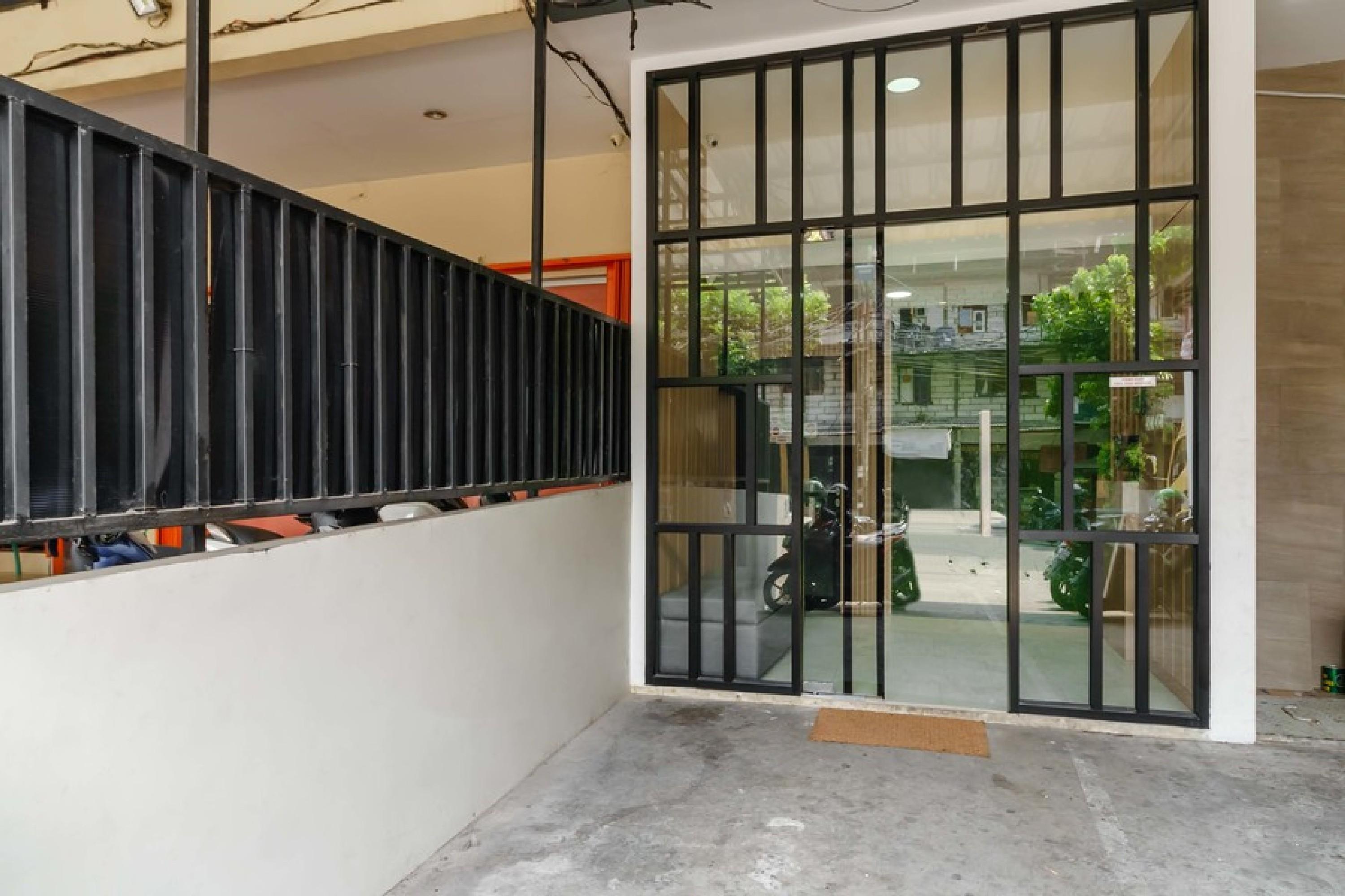 Reddoorz @ Mangga Besar 2 Gasthuis