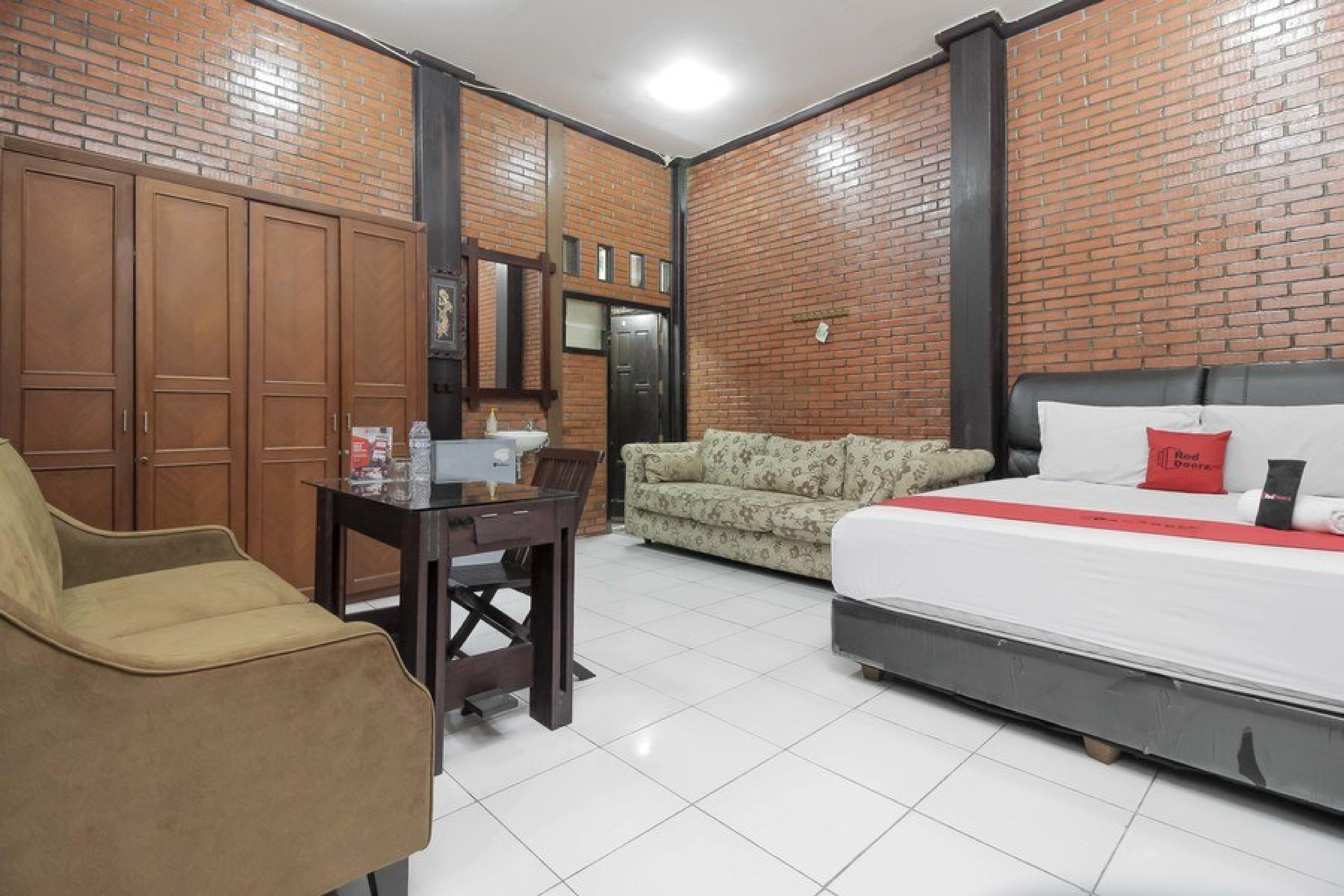 Guest house Reddoorz @ Cilandak Timur