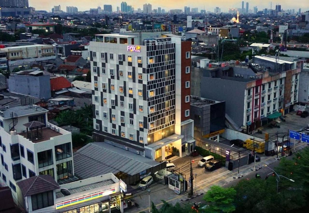 Fox Lite Grogol Khách sạn
