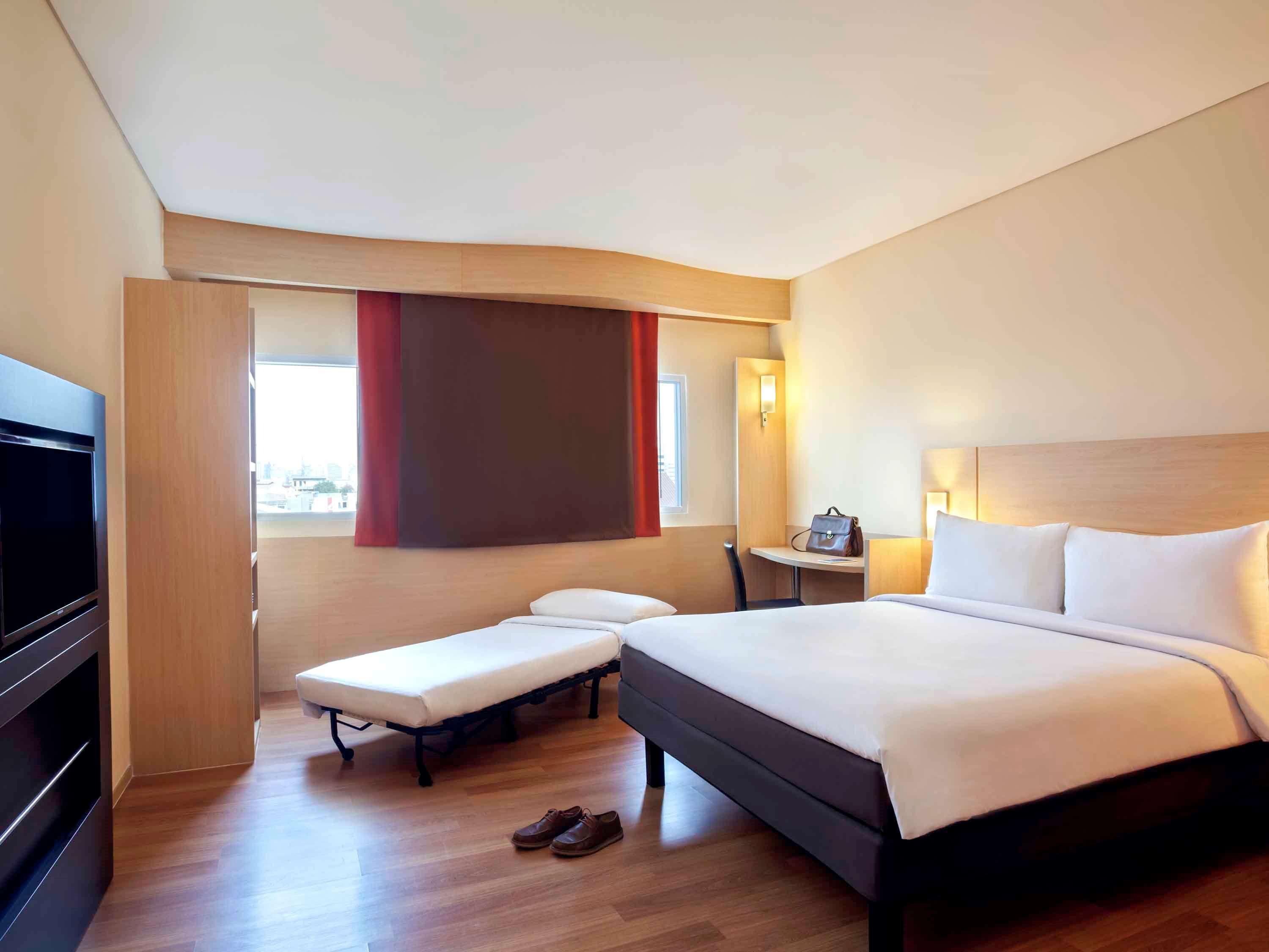 Hotel Ibis Harmoni 3*