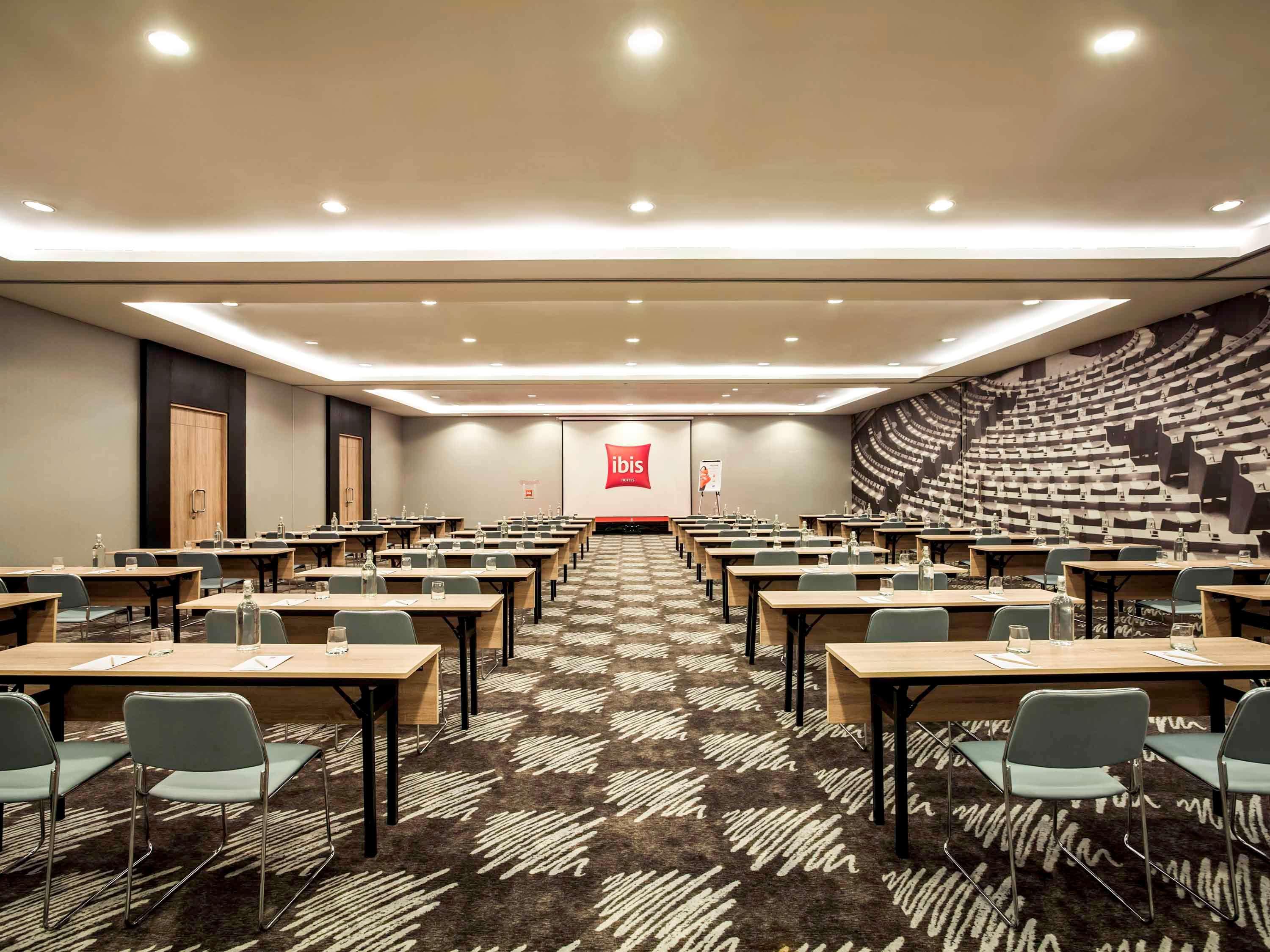 Ibis Harmoni Hotel Jakarta