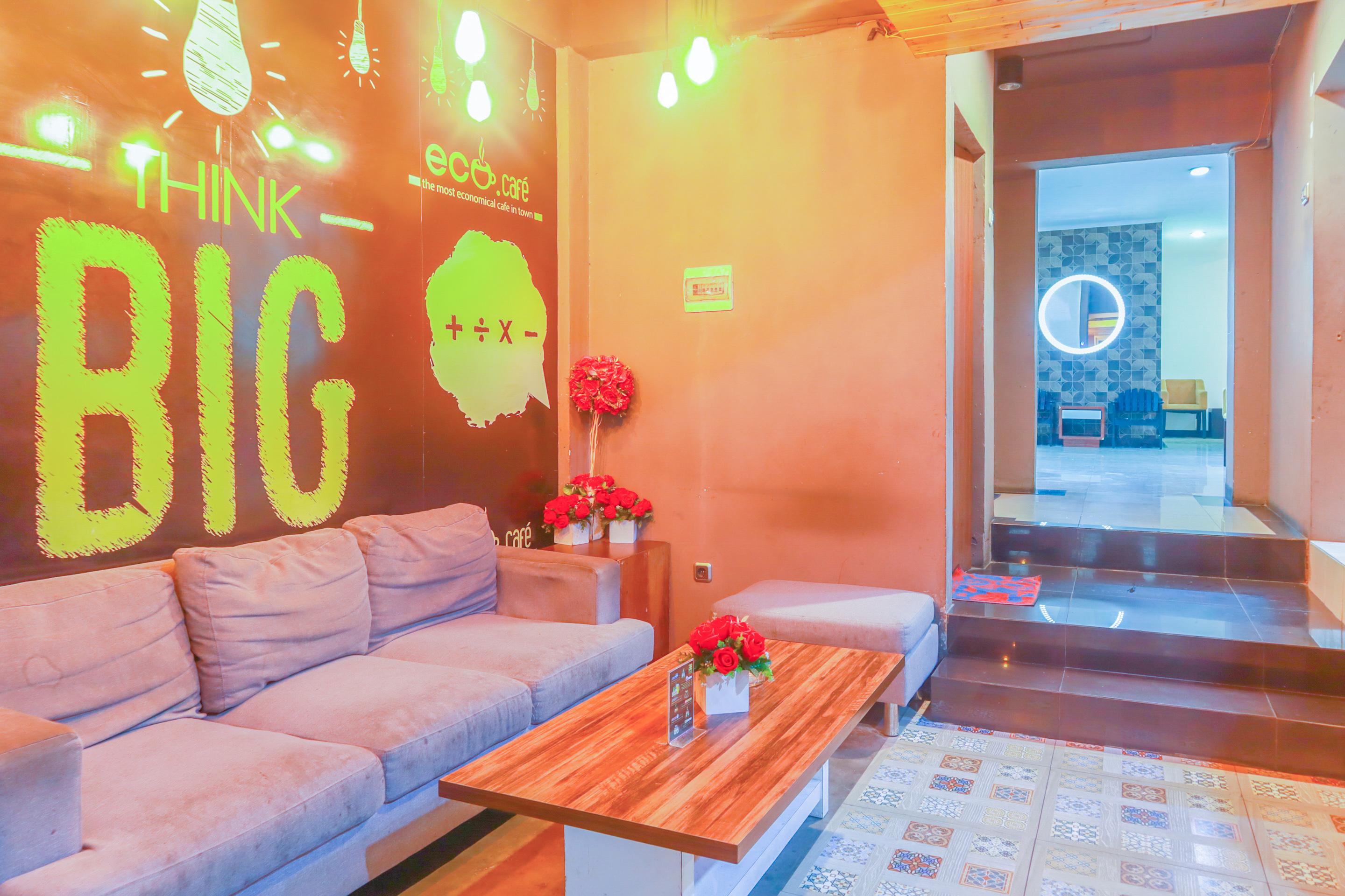 Khách sạn Urbanview Bes Mangga Besar By Reddoorz Jakarta