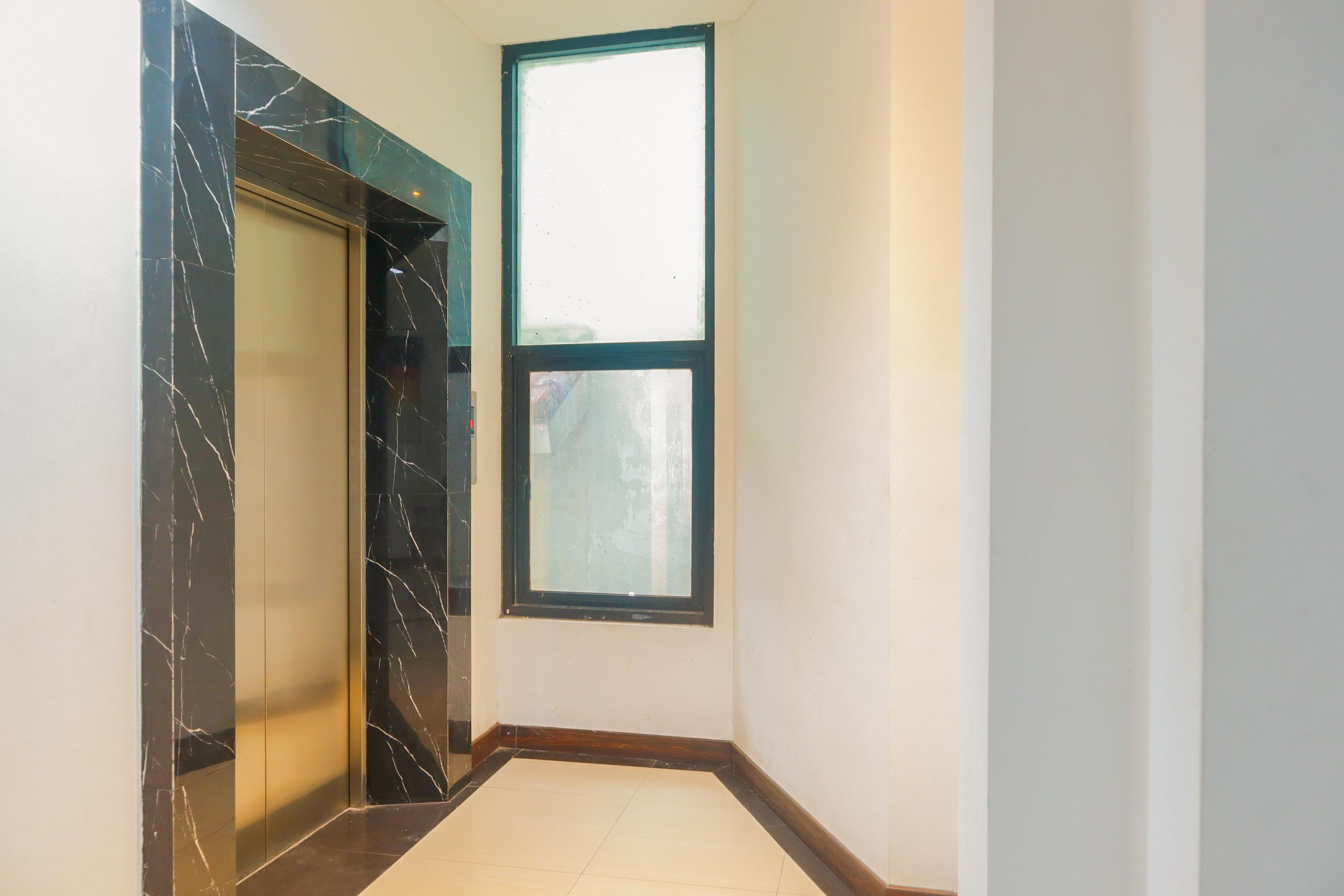 Urbanview Bes Mangga Besar By Reddoorz Jakarta
