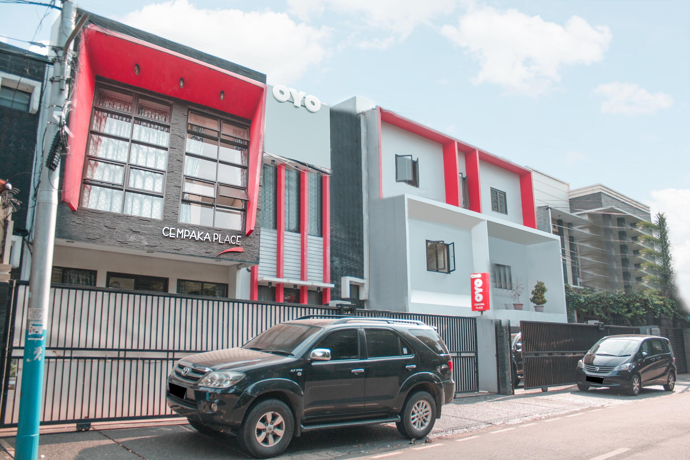 Oyo 148 Cempaka Place Hotel