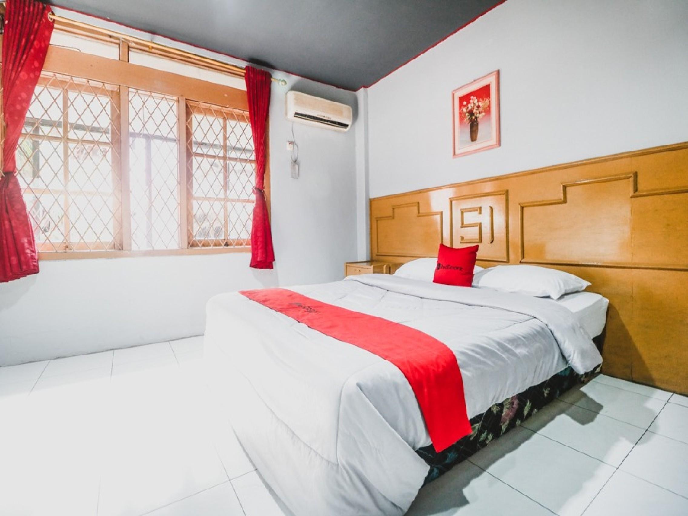 Reddoorz Near Rscm Jakarta