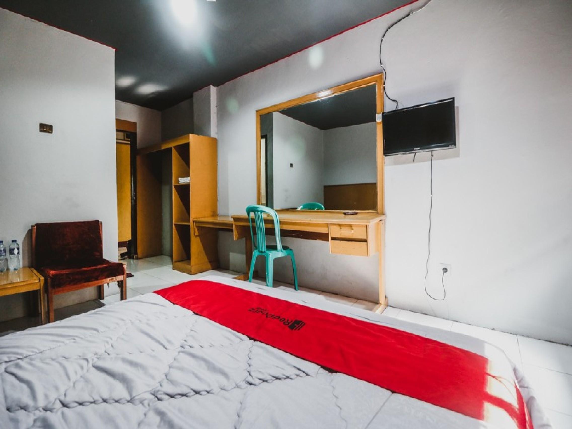 Reddoorz Near Rscm Guest house