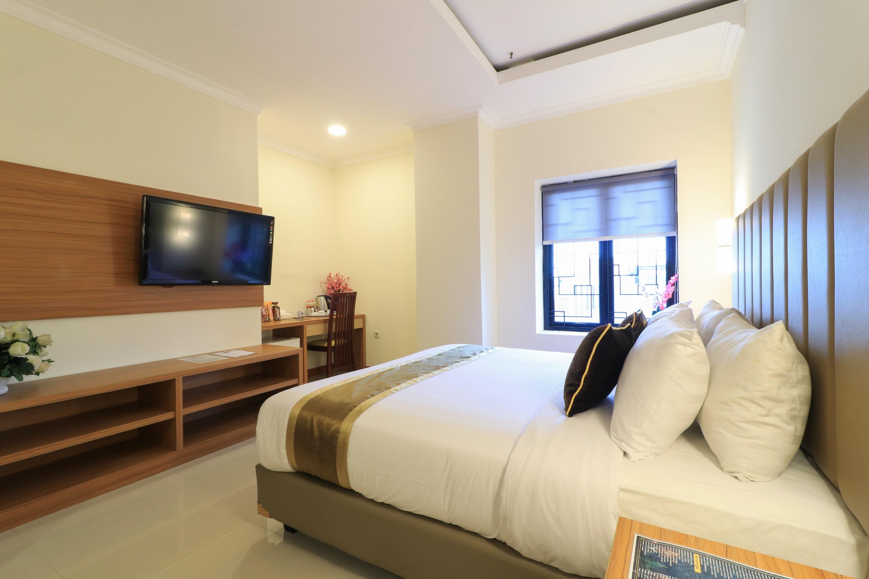 Hotel Coins 3*