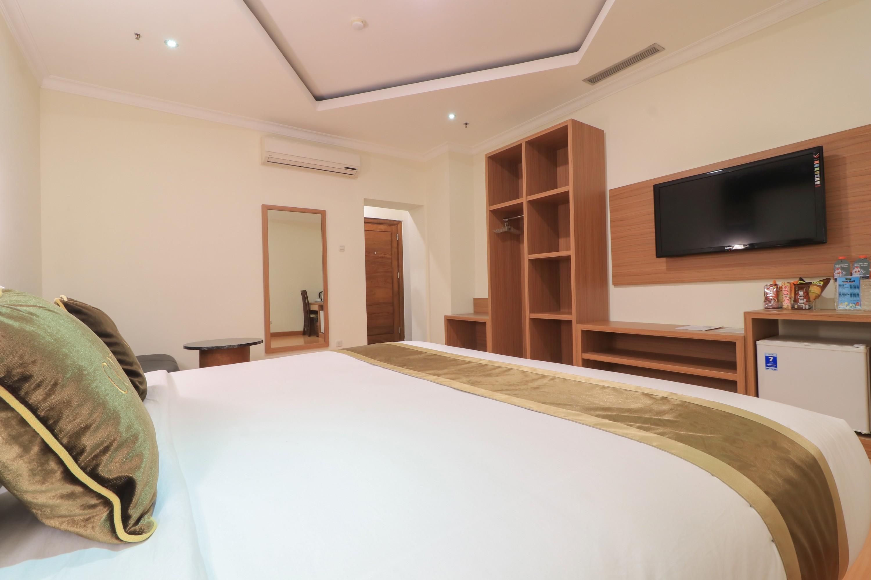 Hotel Coins 3*