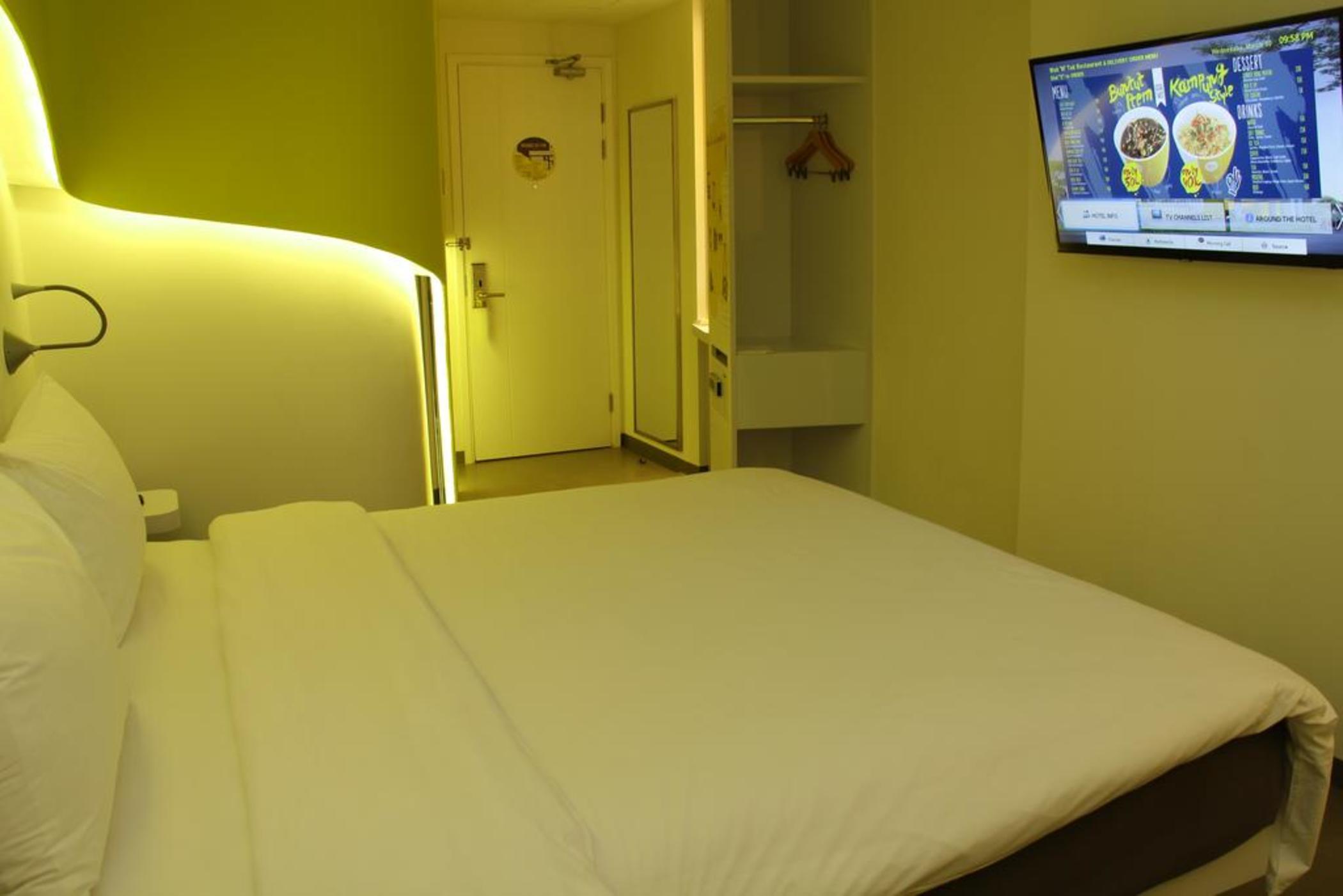 Yello Manggarai Hotel 3*