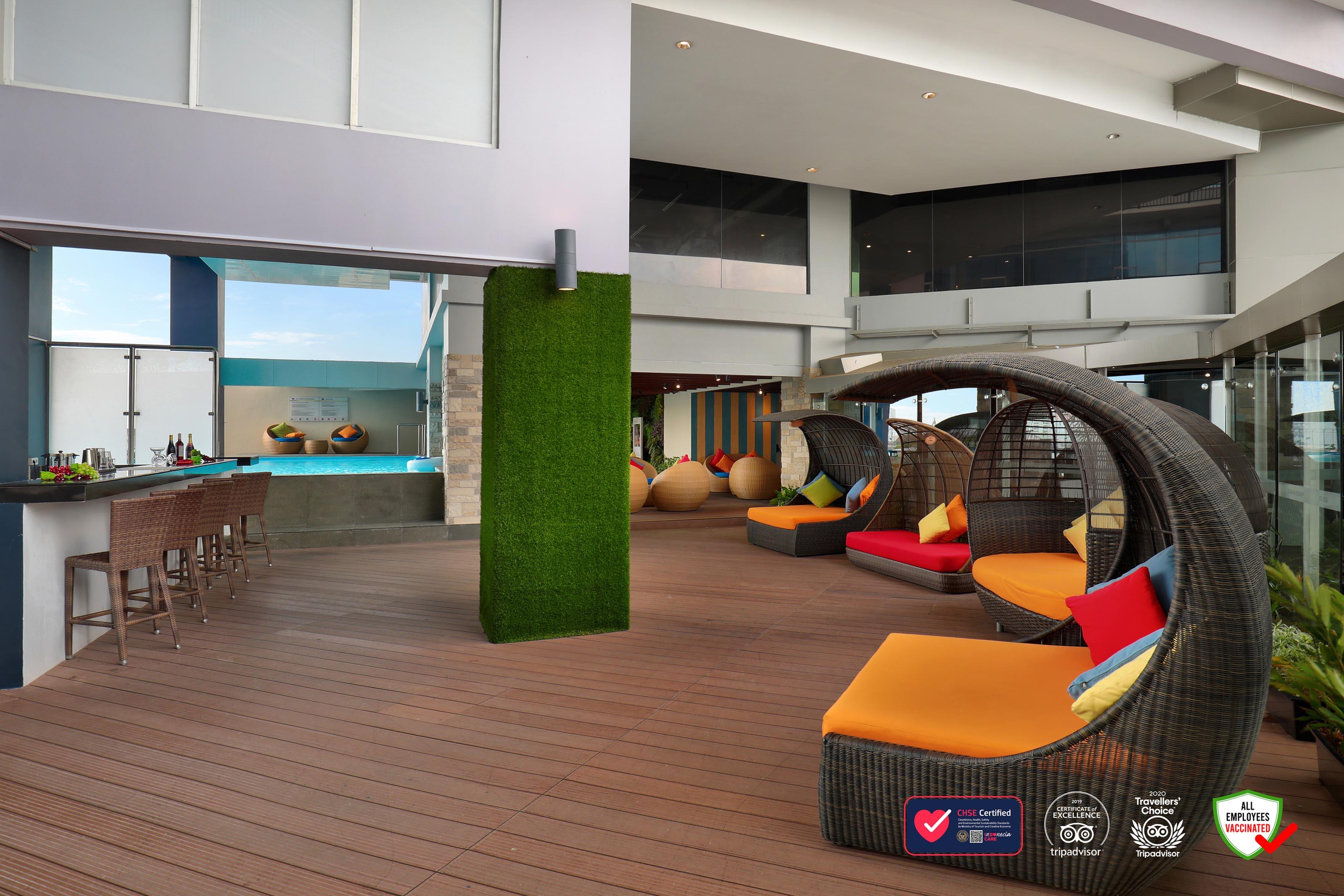 Yuan Garden Pasar Baru Hotel 4*