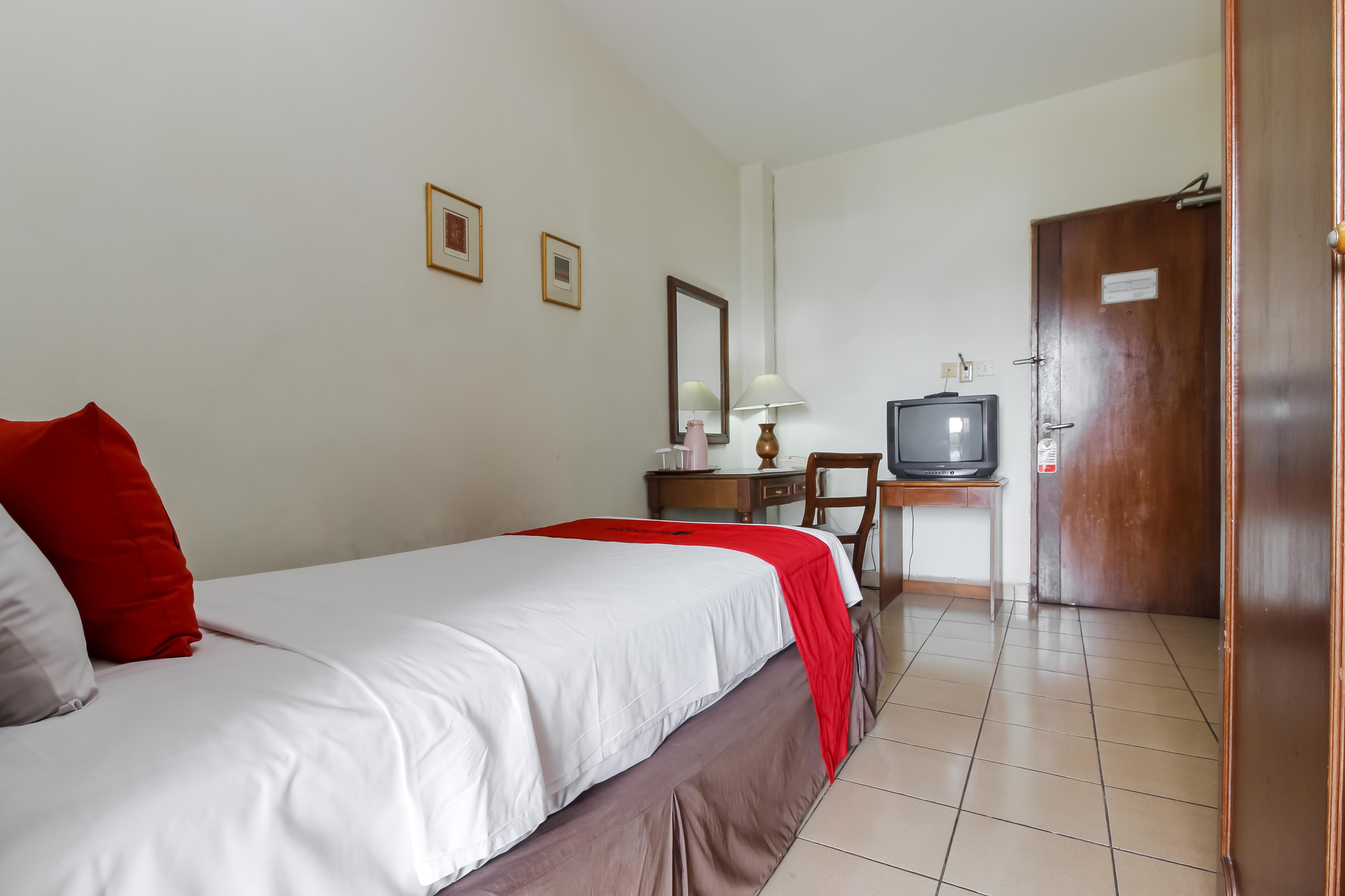 Reddoorz At Pitagiri Gbk Senayan Guest house Jakarta