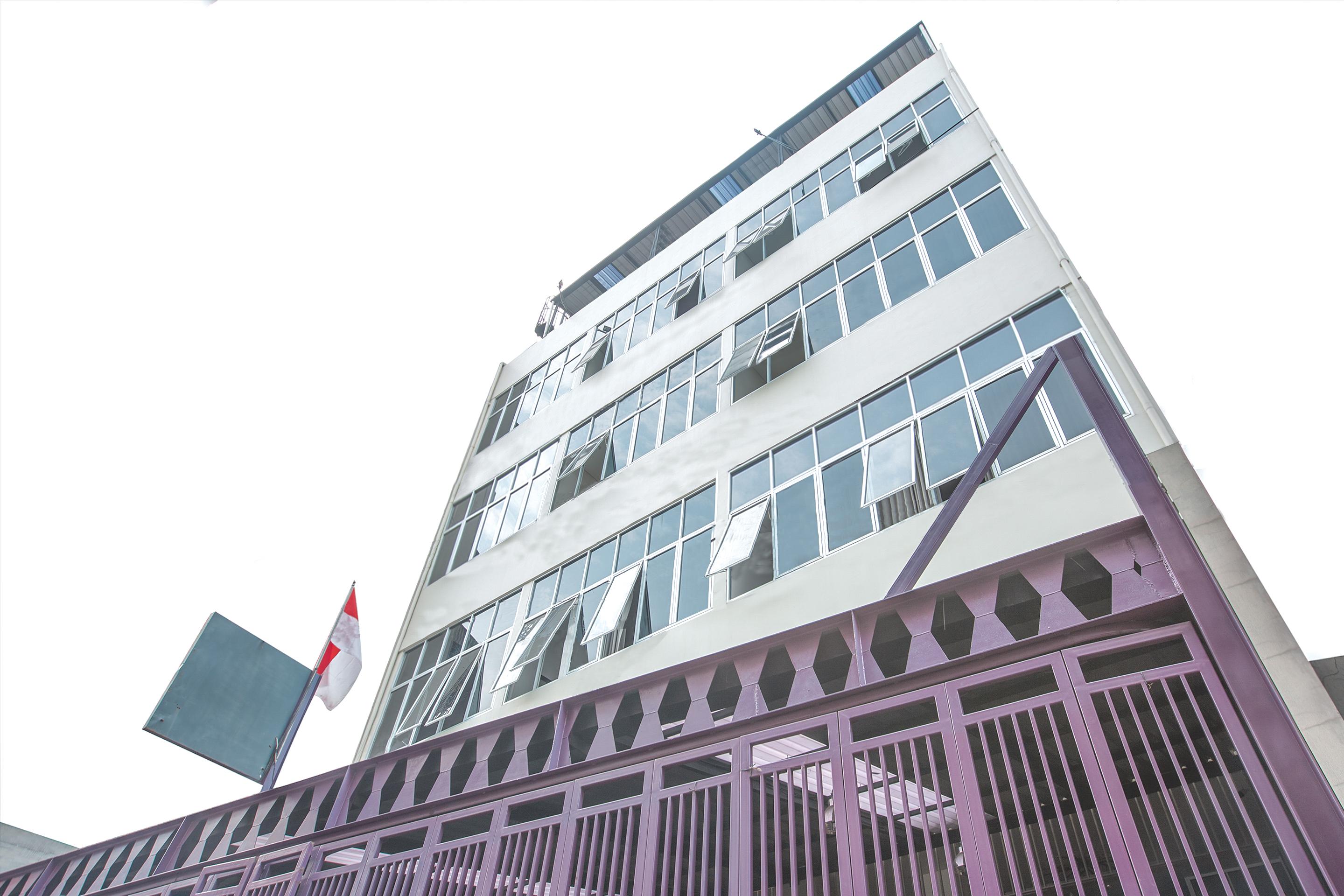 Hotel Oyo 127 W Jakarta