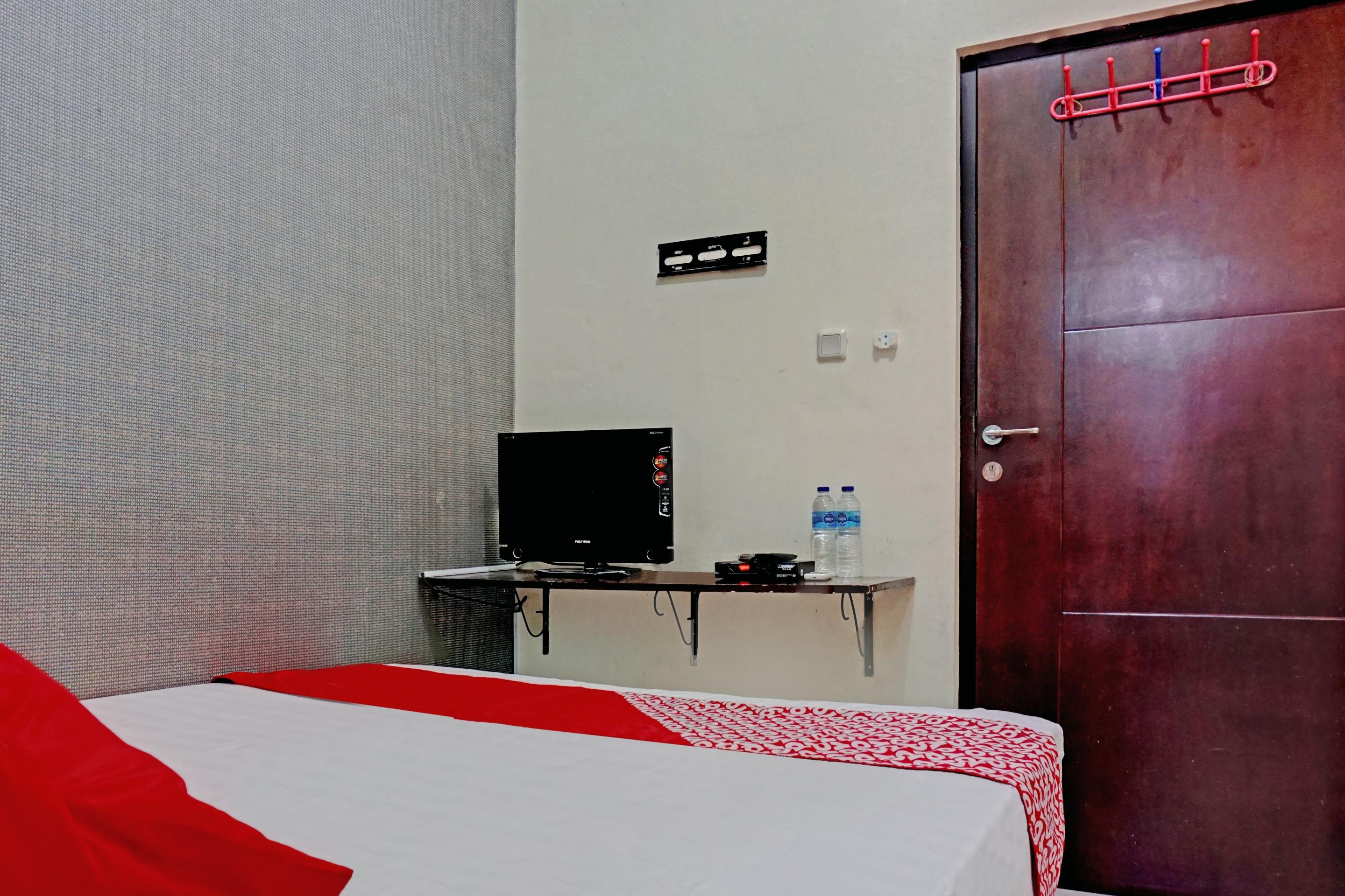 Oyo 90489 Kejora Jakarta