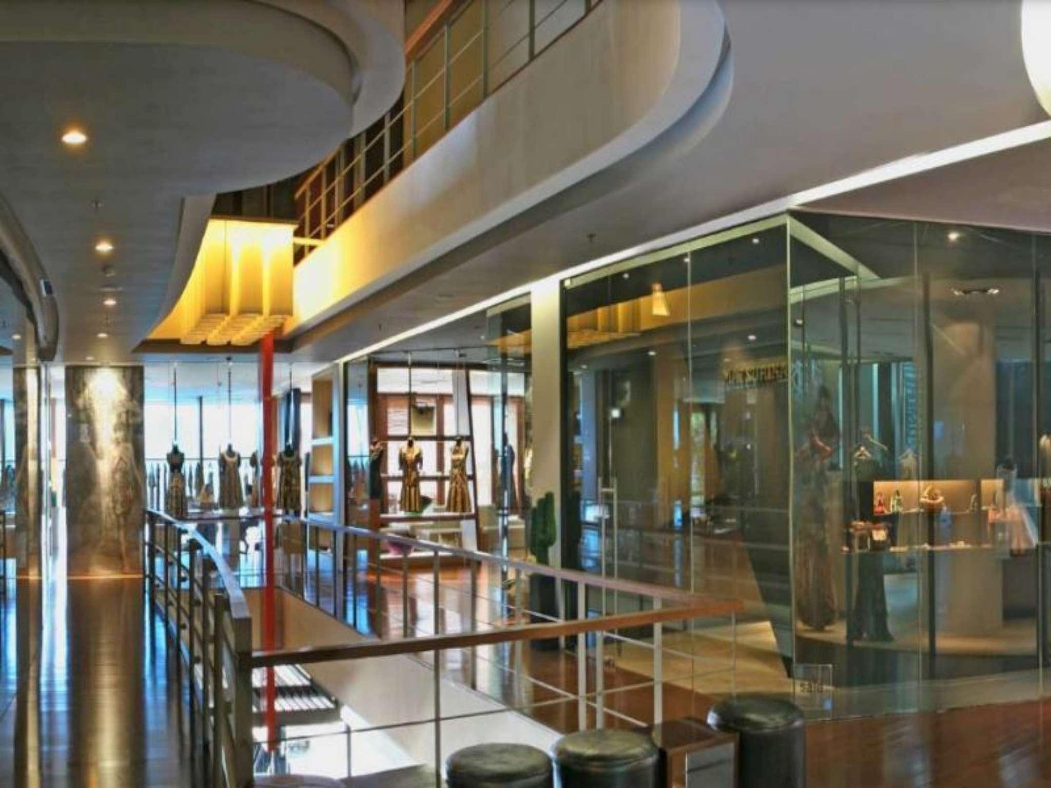 Kemang Icon Hotel 4*