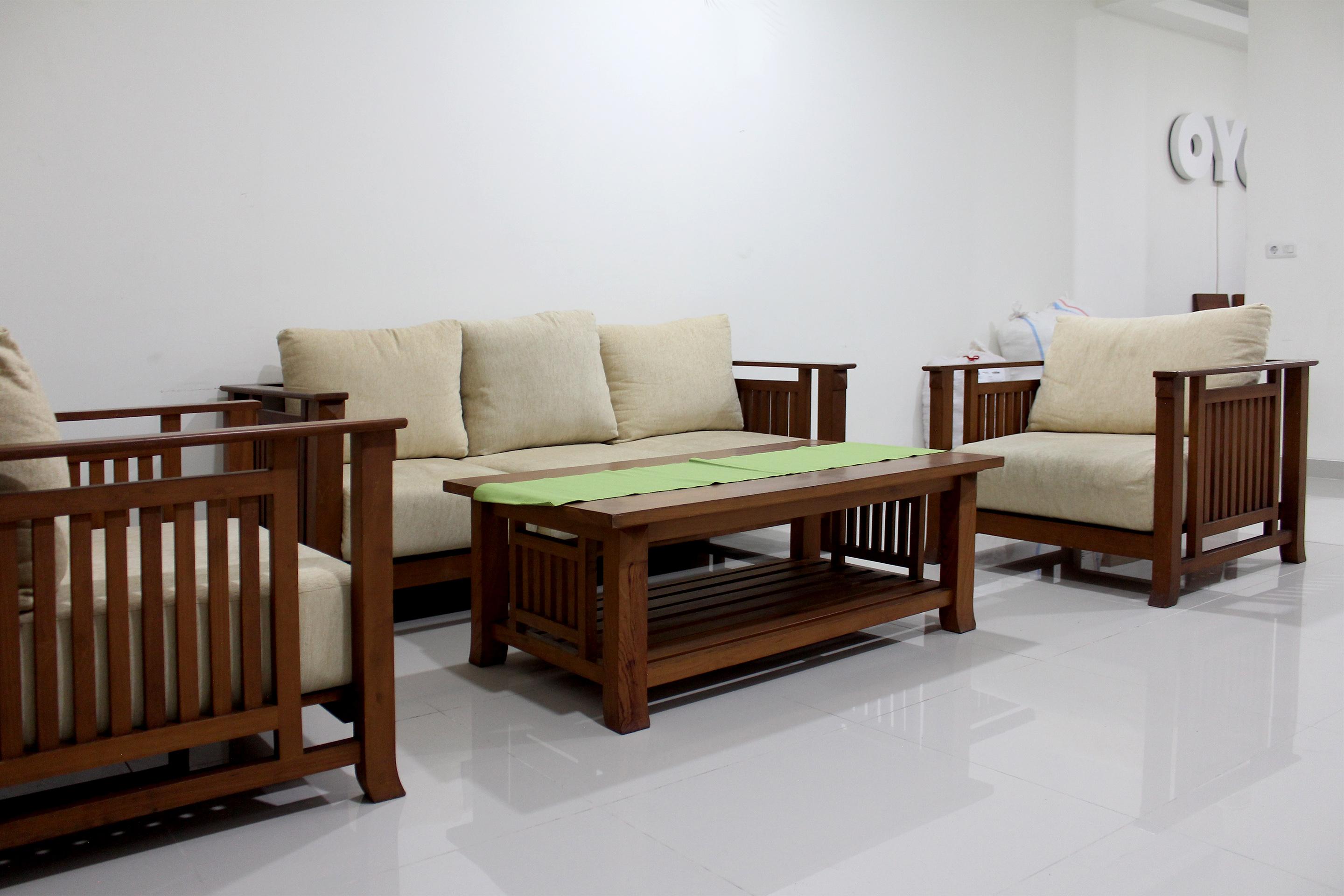 Hotel Capital O 137 Permata Tawakal Jakarta