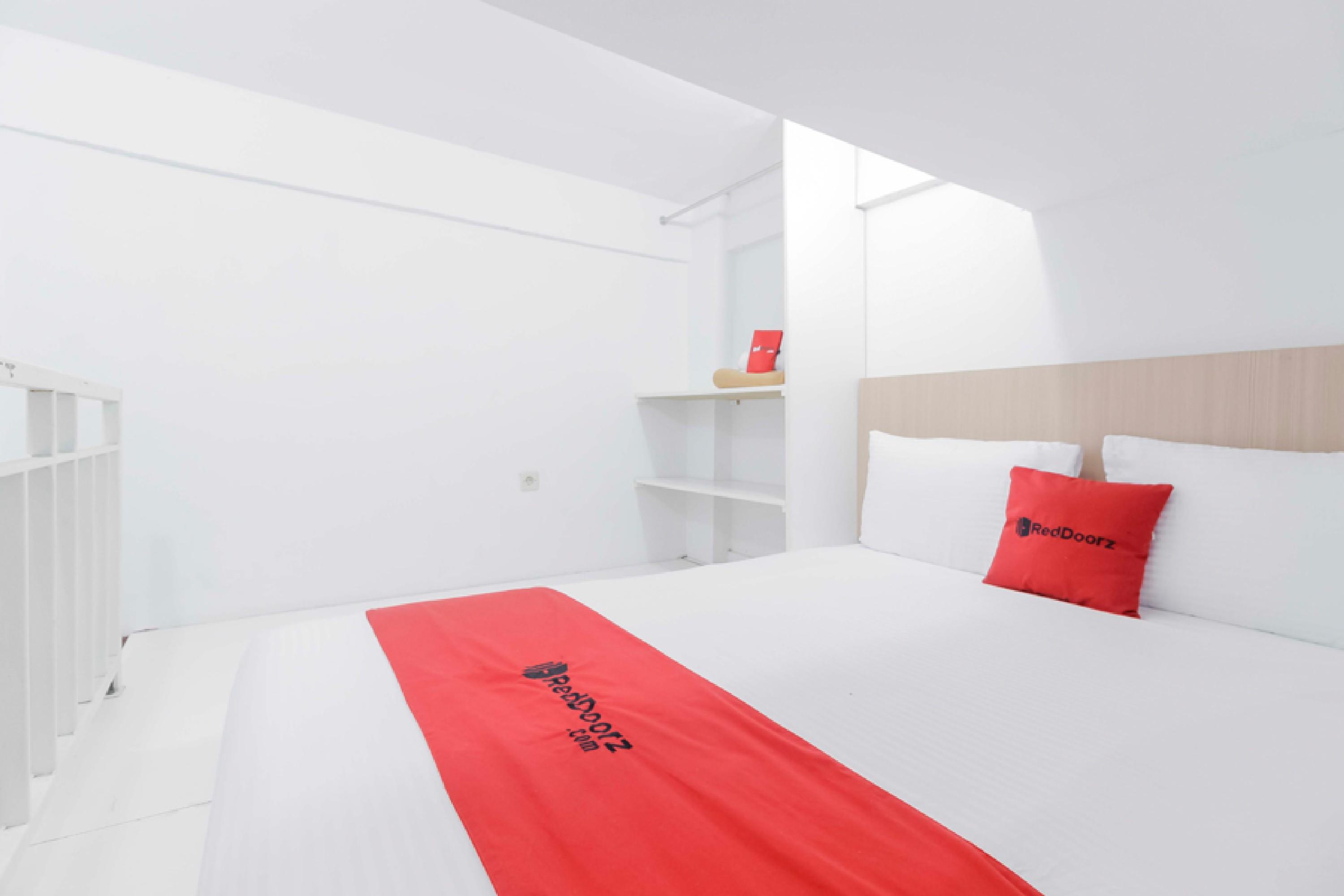 Casa de hóspedes Reddoorz Near Hayam Wuruk Plaza Jacarta