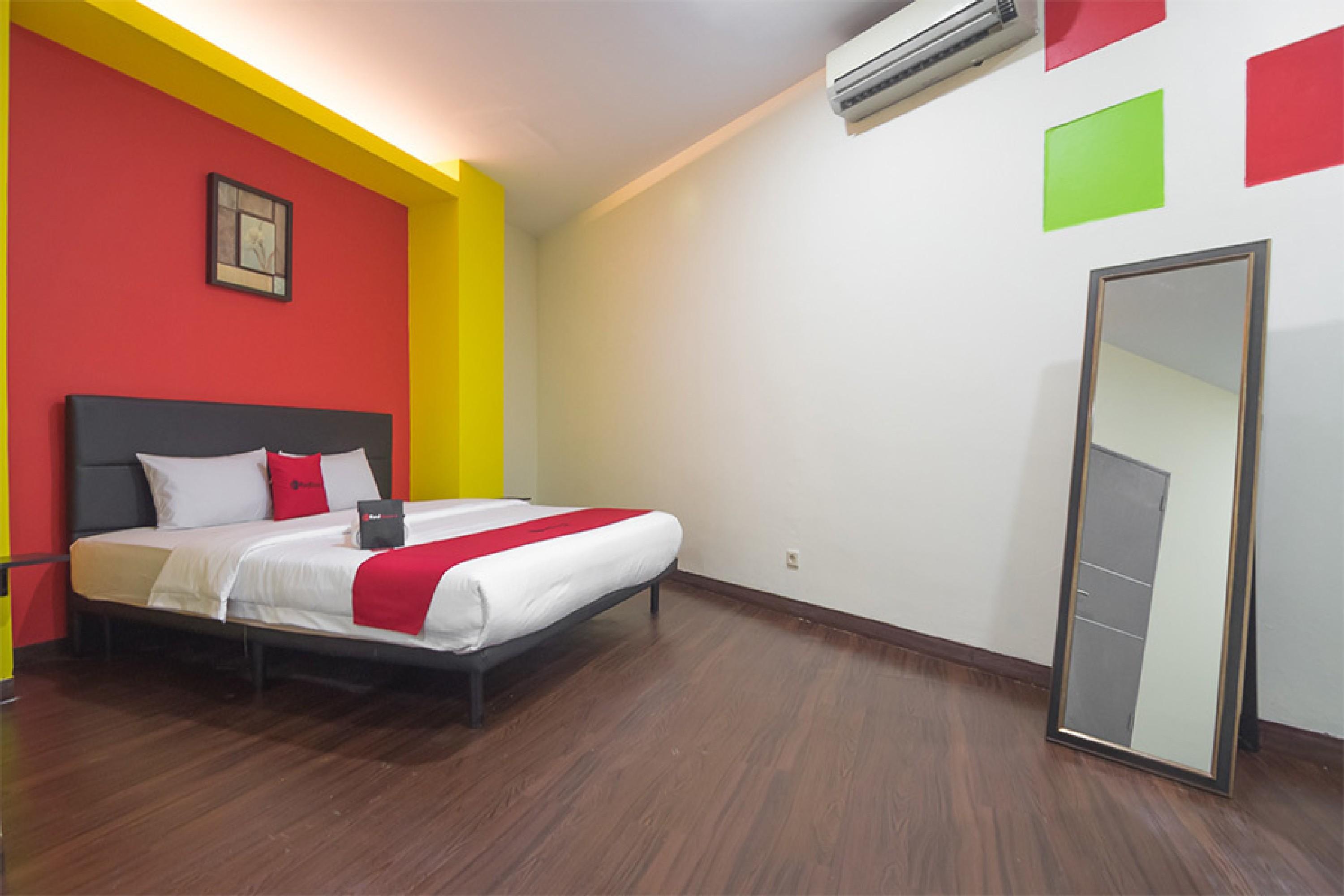 Reddoorz Near Itc Mangga Dua Jakarta
