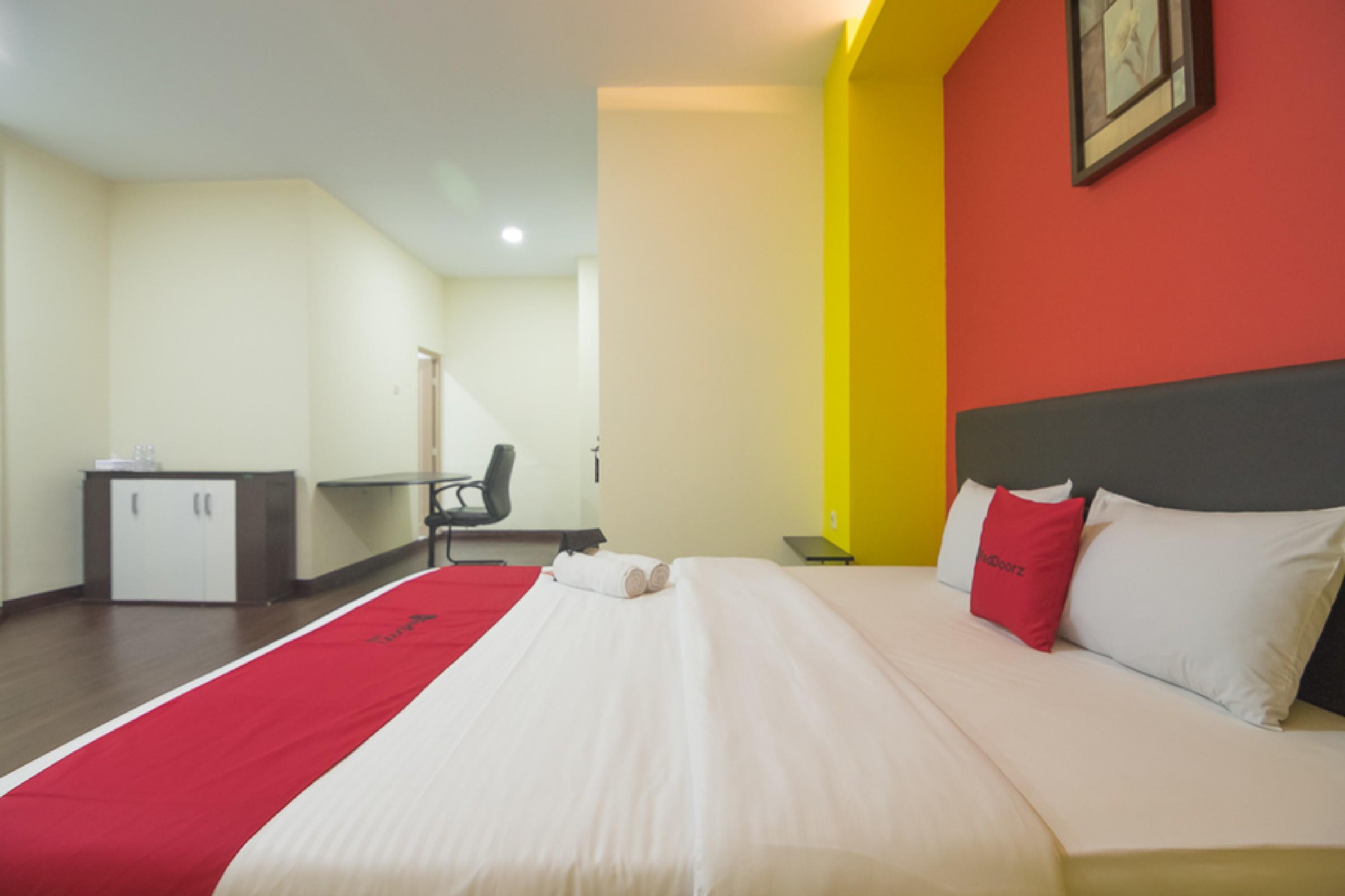 Hotel Reddoorz Near Itc Mangga Dua