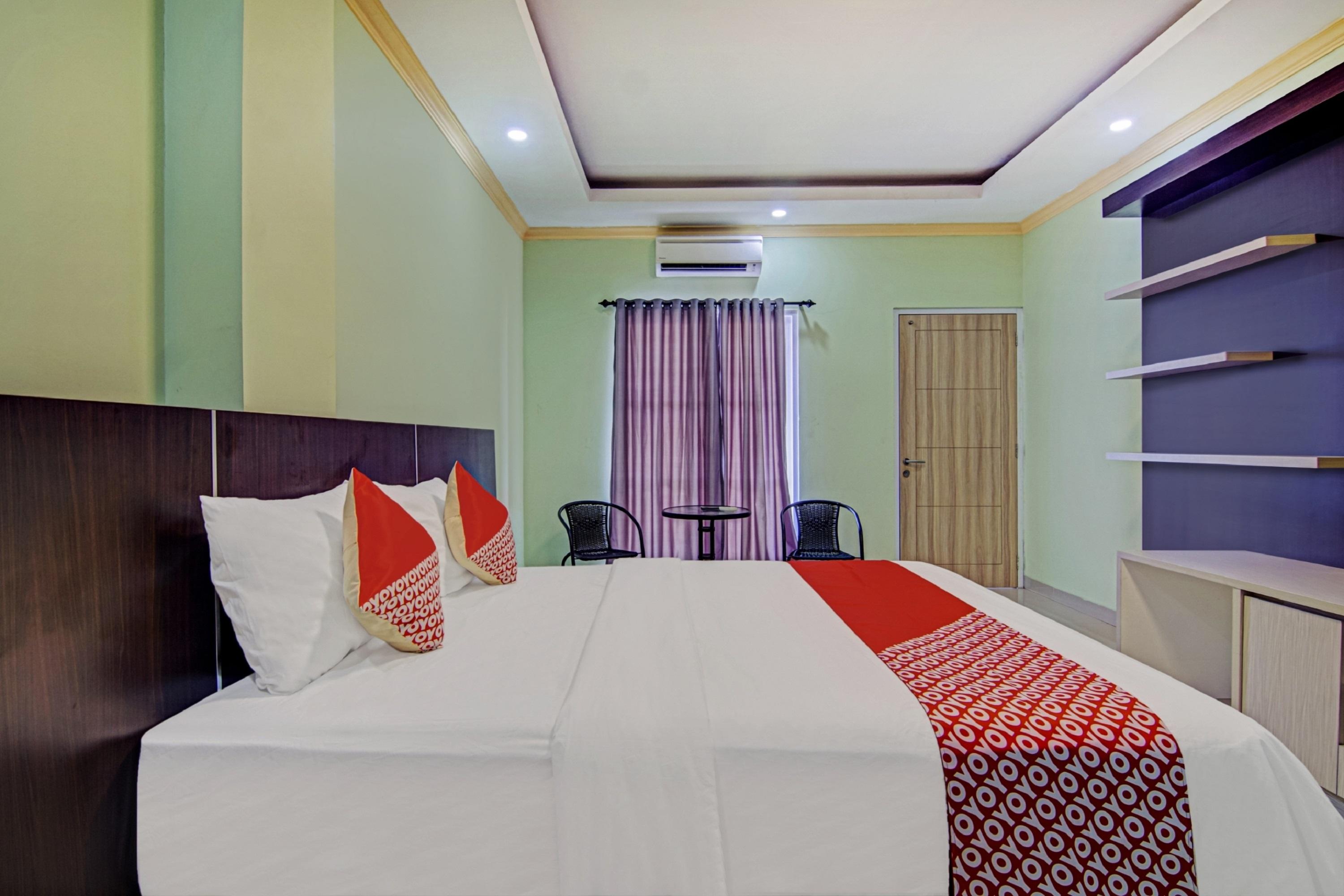 Hotel Oyo 3963 Safira Syariah Jacarta